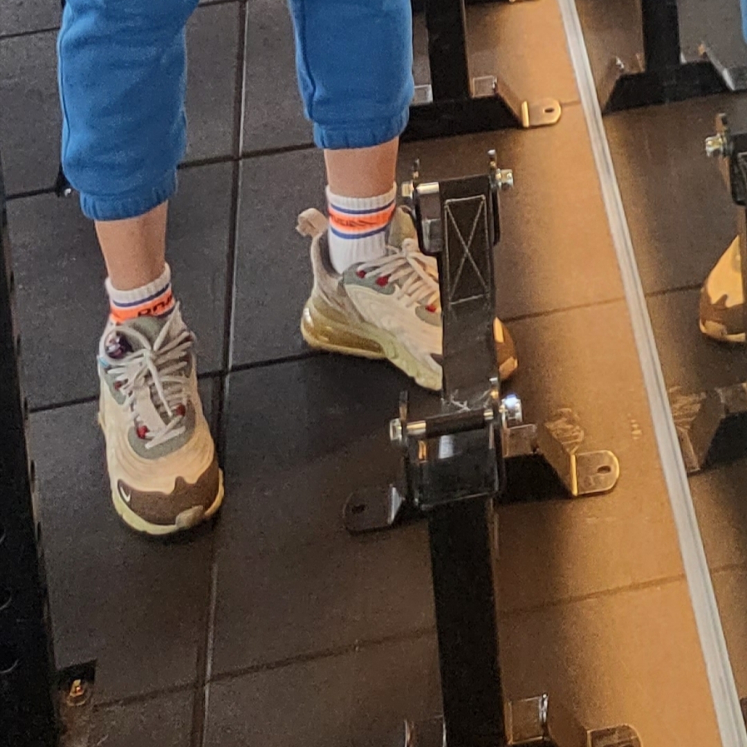 Nike x Travis Scott Air Max 270 React Cactus Trails 착용 스타일
