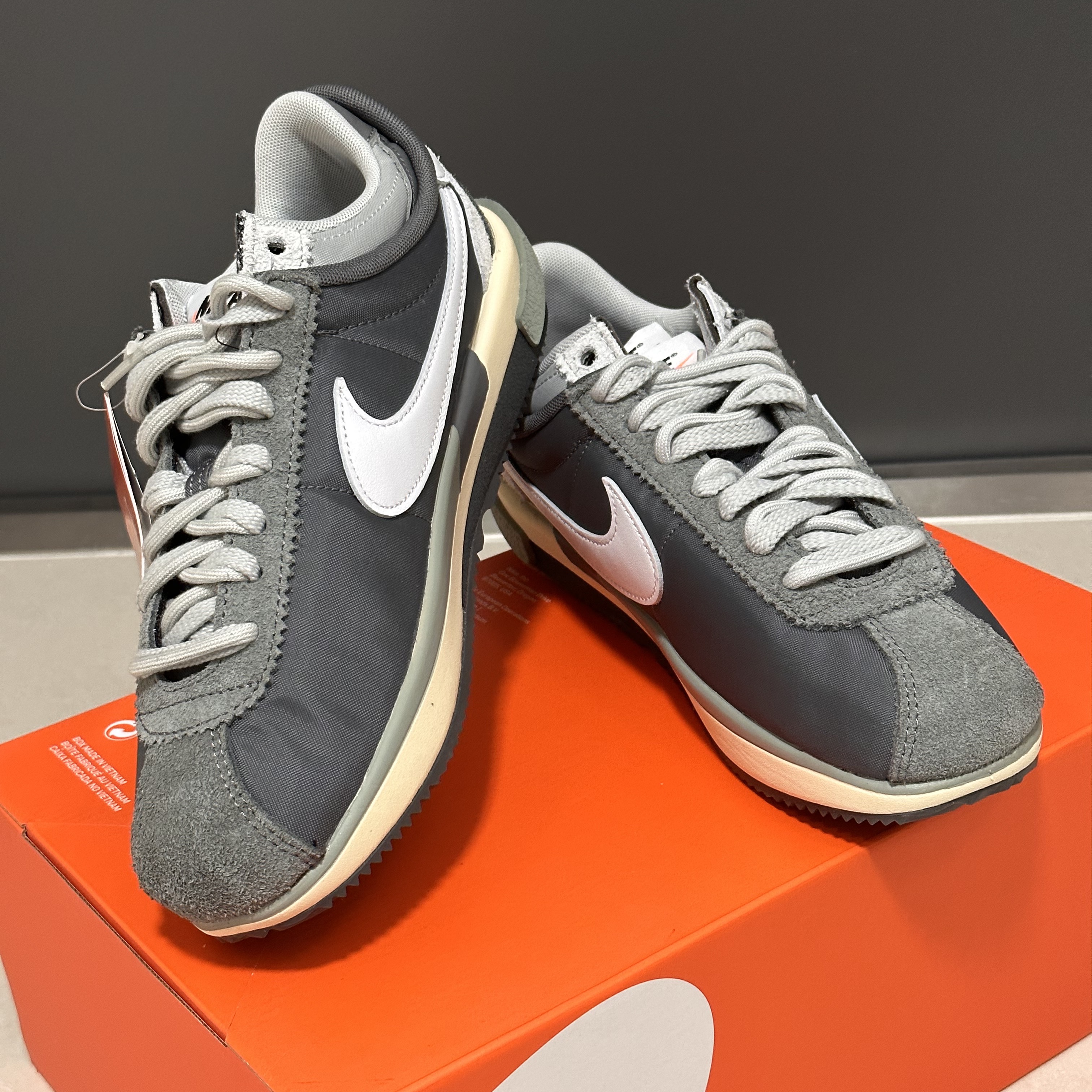 Nike x Sacai Zoom Cortez SP Iron Grey 착용 스타일