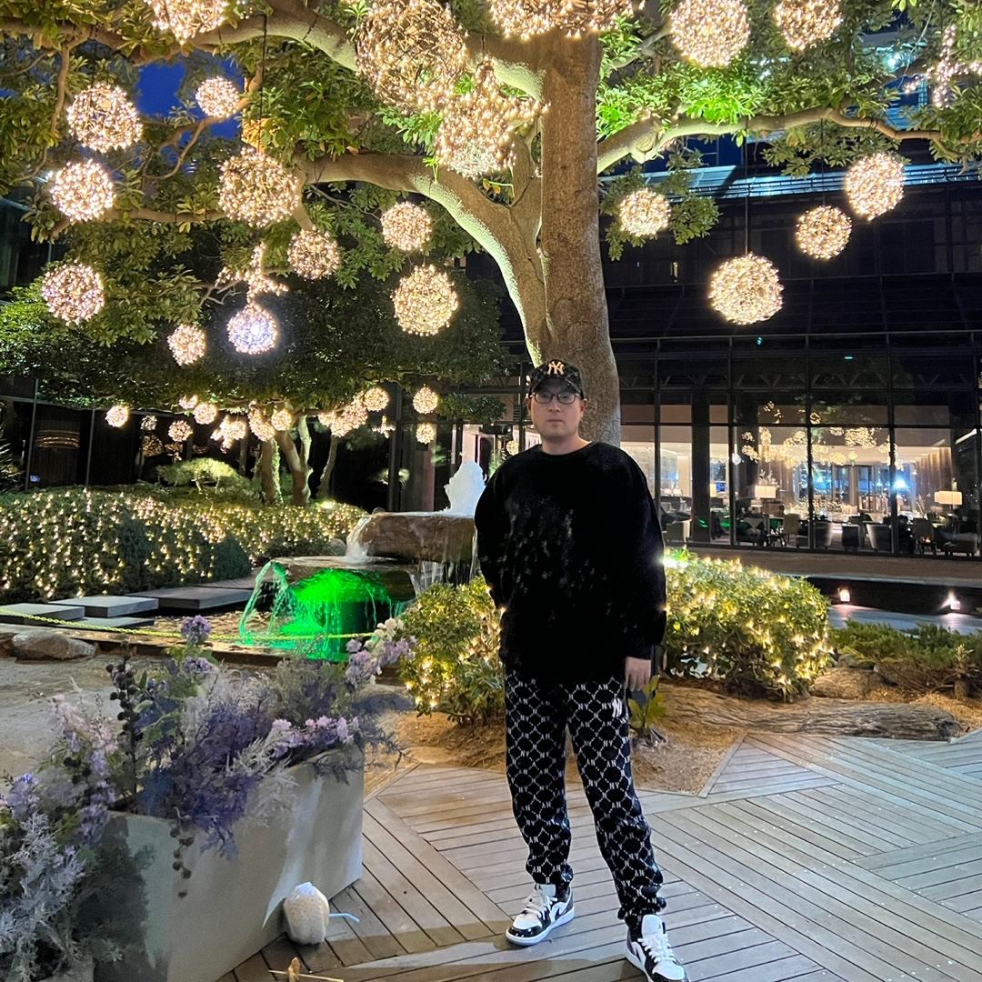 Jordan 1 Low SE Concord 착용 스타일 - 3