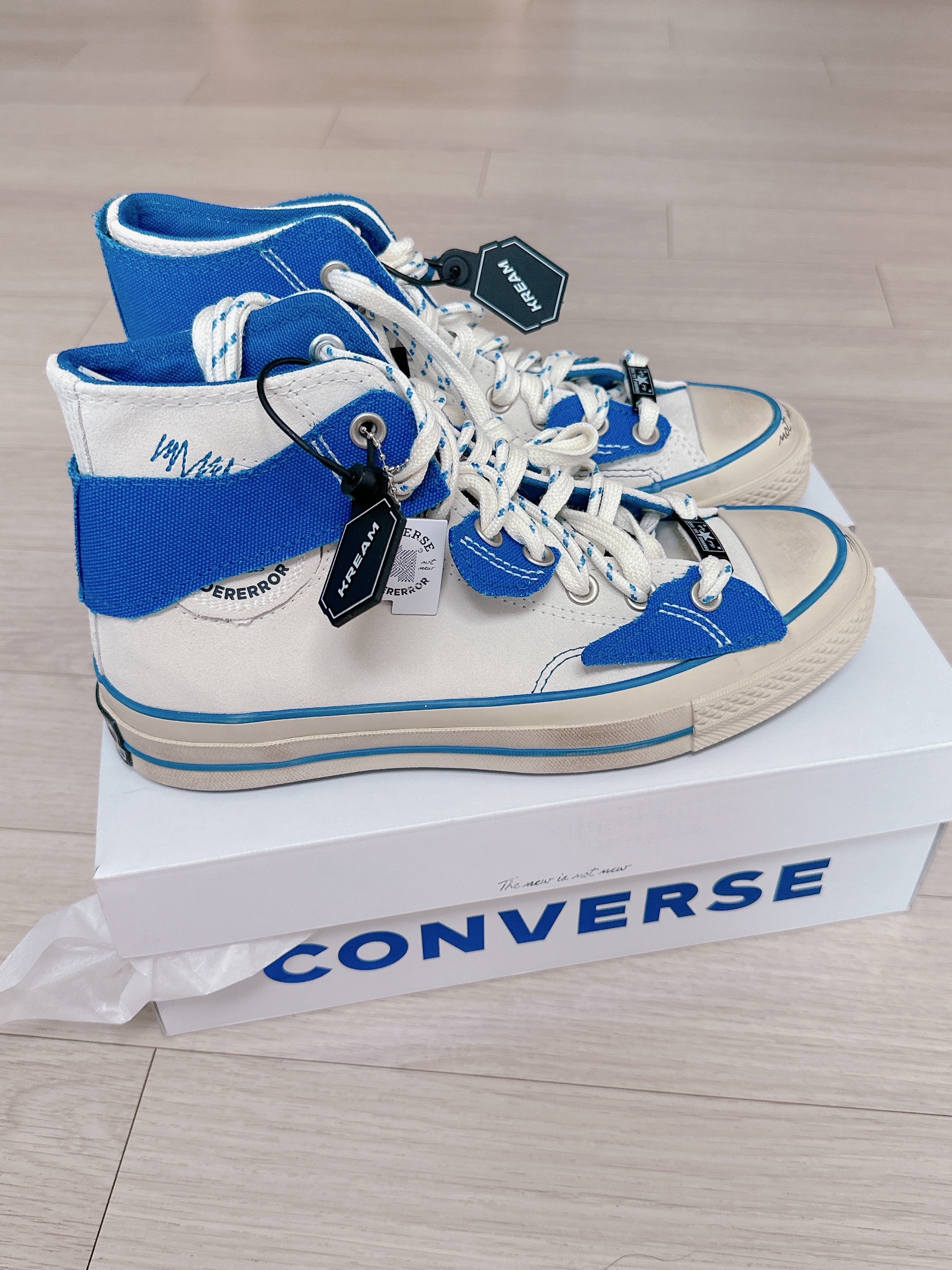 Converse x Ader Error Chuck 70 High White 착용 스타일 - 4