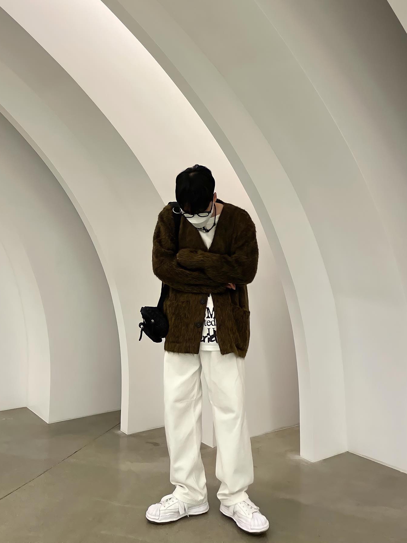 Our Legacy Cardigan Mohair Olive 착용 스타일