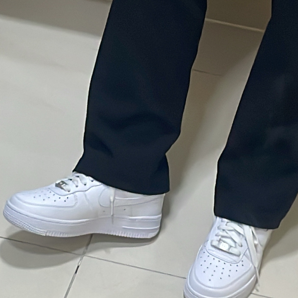 (W) Nike Air Force 1 '07 Low White 착용 스타일 - 3