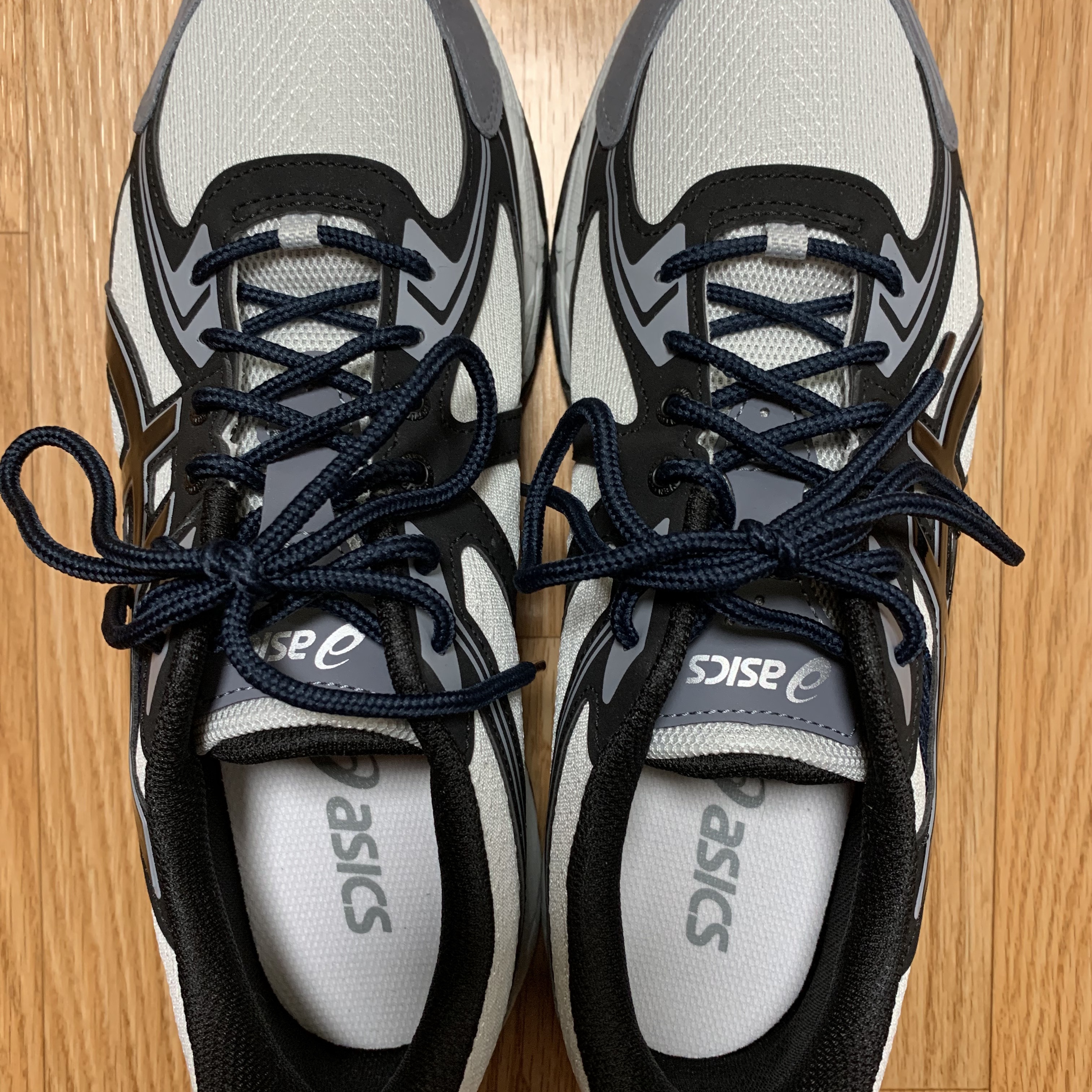 Asics Gel-Venture 6 SPS Glacier Grey 착용 스타일 - 1