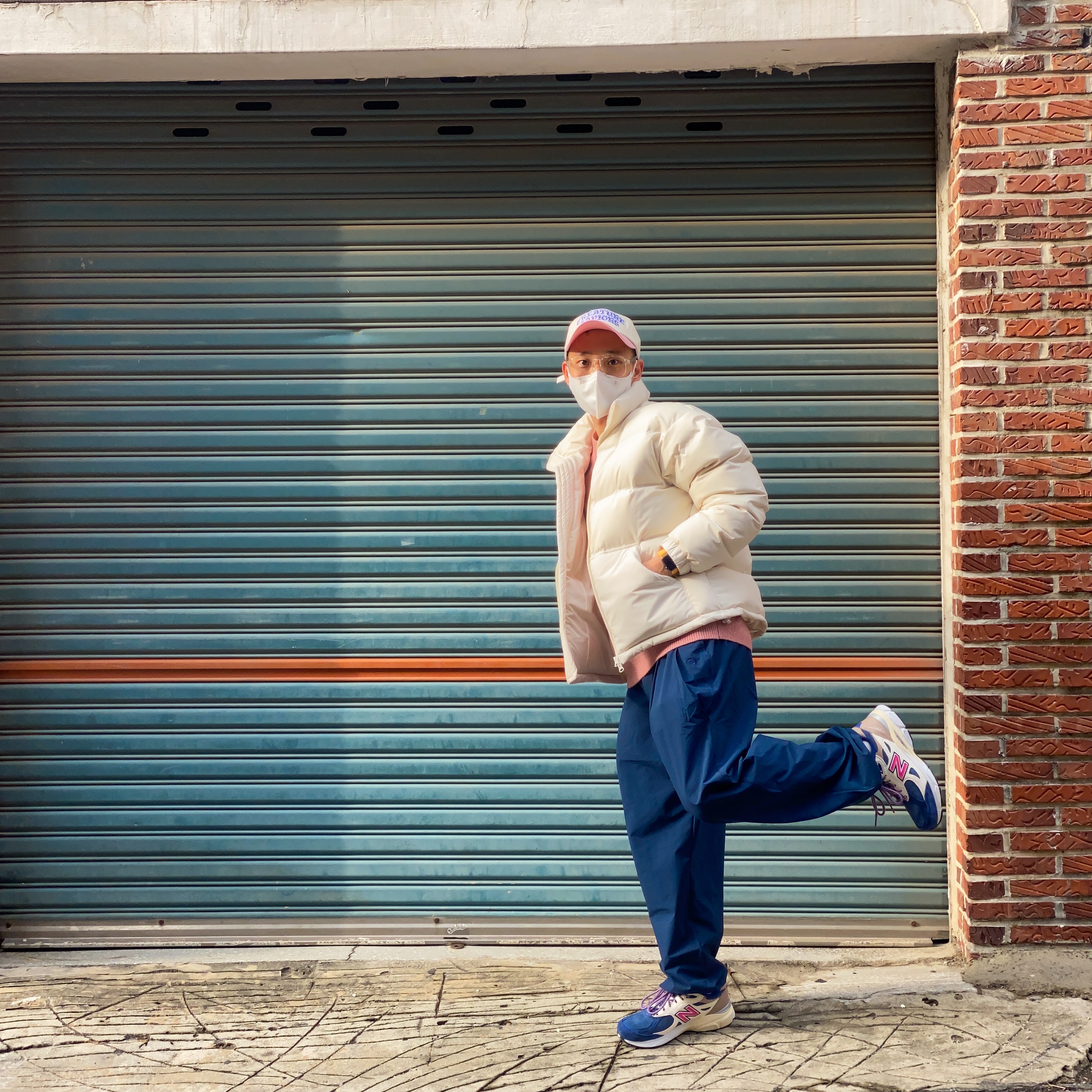 New Balance x Kith 990v3 Made in USA Daytona 착용 스타일 - 2