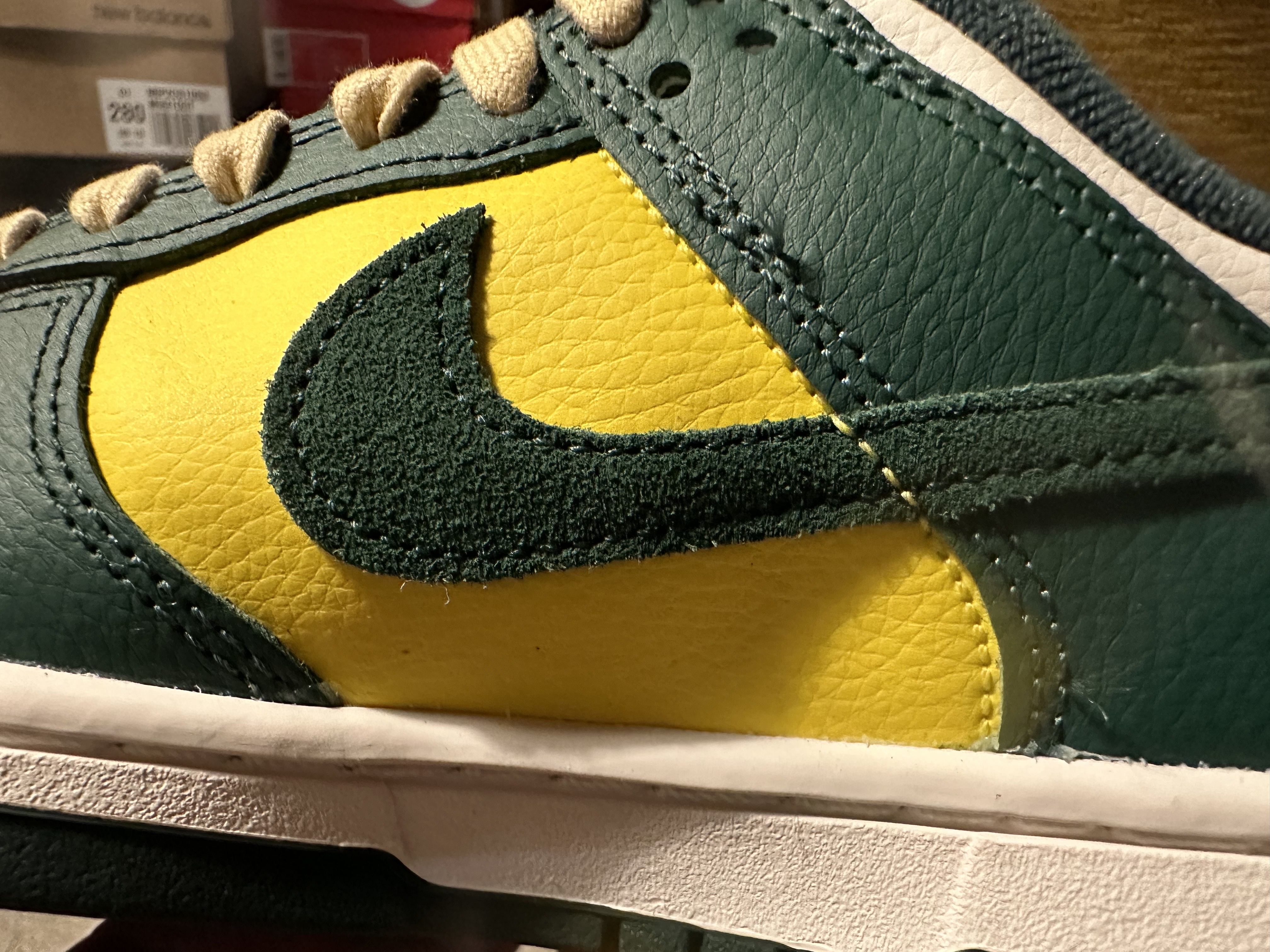 (W) Nike Dunk Low SE Opti Noble Green 착용 스타일 - 4
