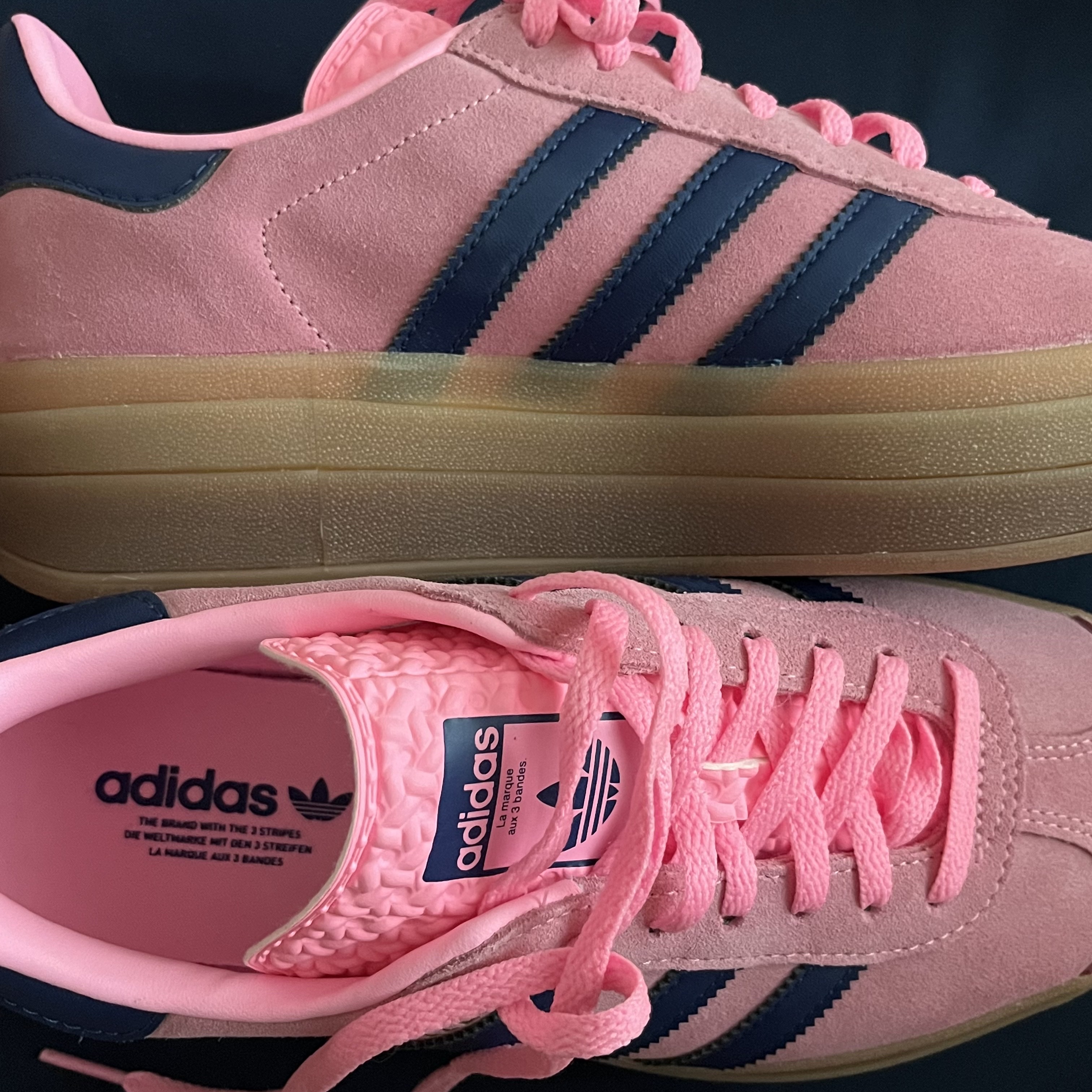 (W) Adidas Gazelle Bold Pink Glow Victory Blue 착용 스타일