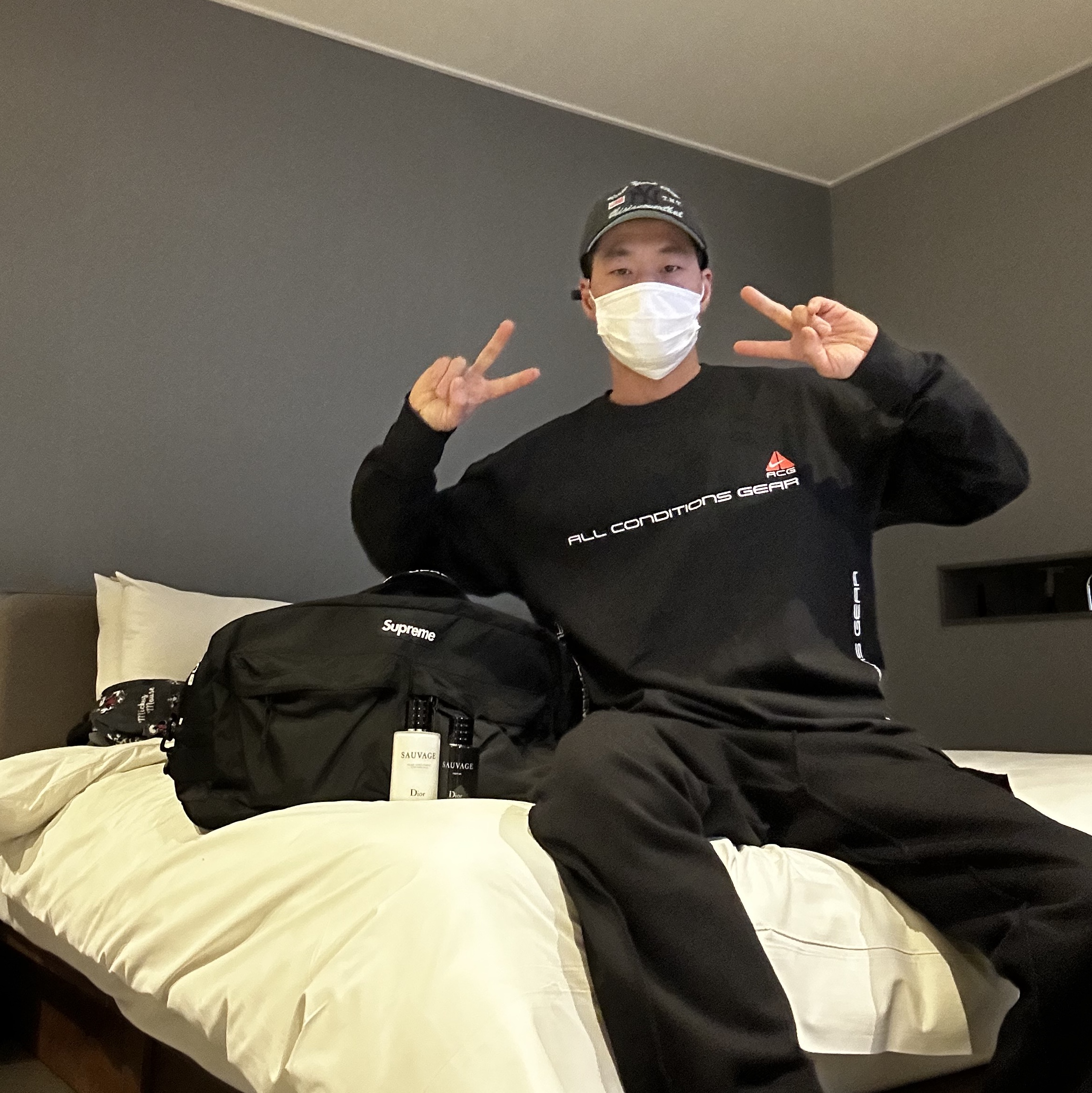 Dior Sauvage Parfum 60ml, Nike NRG ACG SSNL Lungs Long Sleeve T-Shirt Black - Asia 착용 스타일