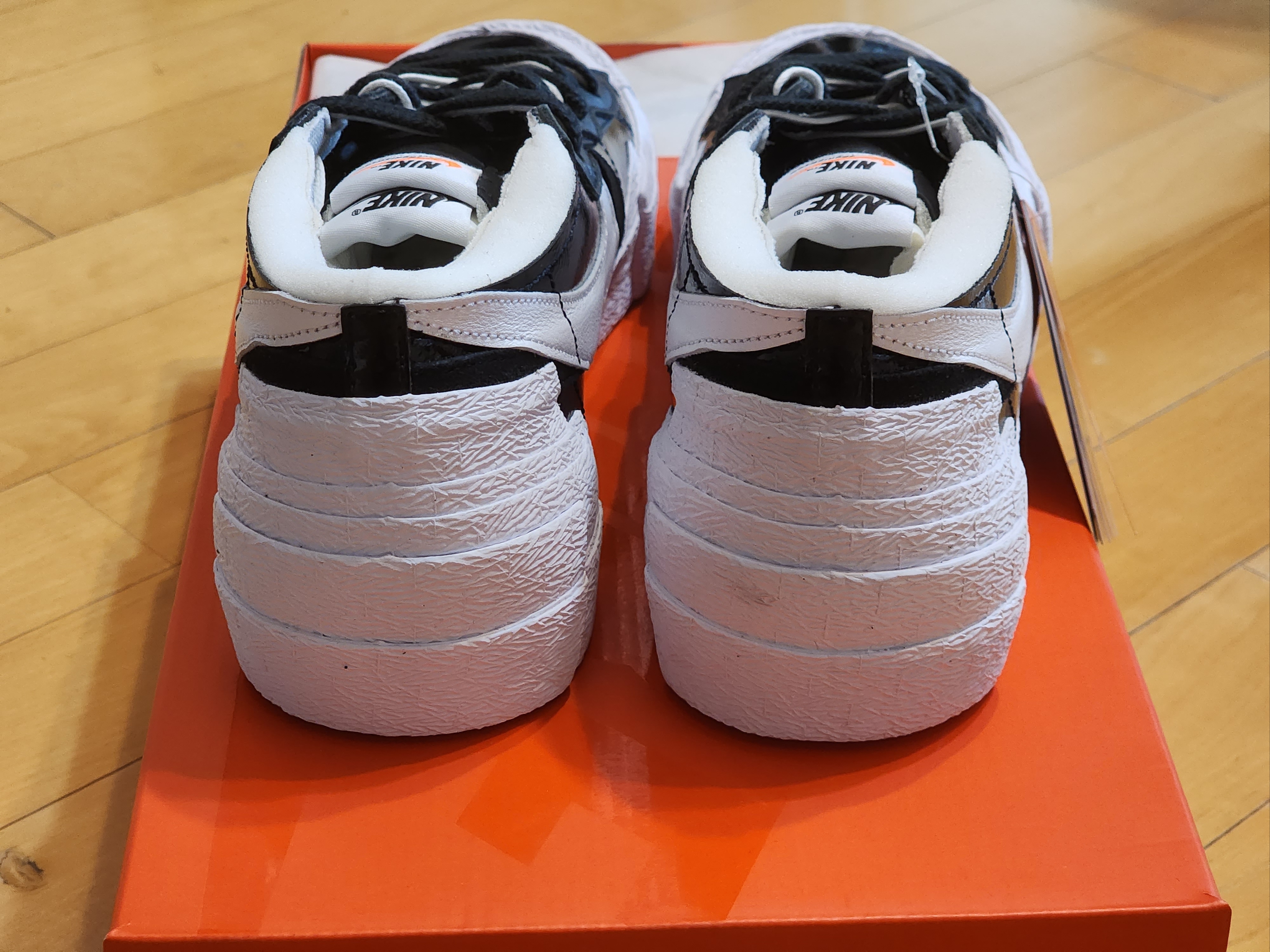 Nike x Sacai Blazer Low Iron Grey 착용 스타일 - 3