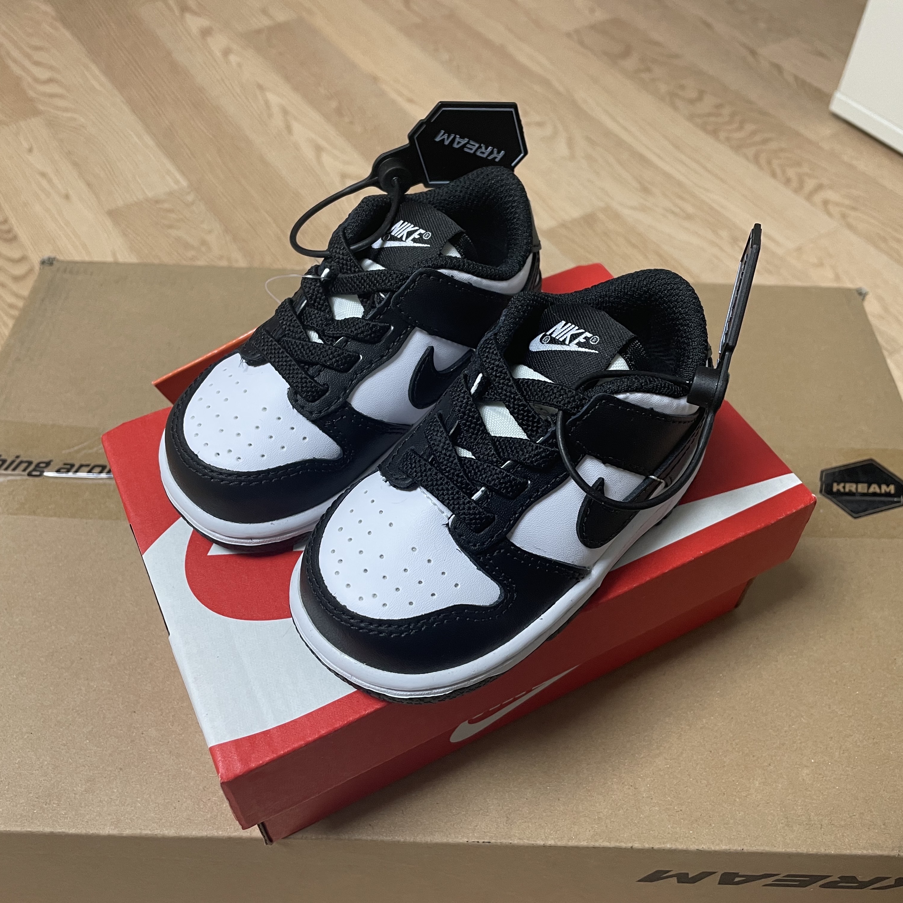 (TD) Nike Dunk Low Black, (W) Nike Dunk Low Black 착용 스타일 - 1