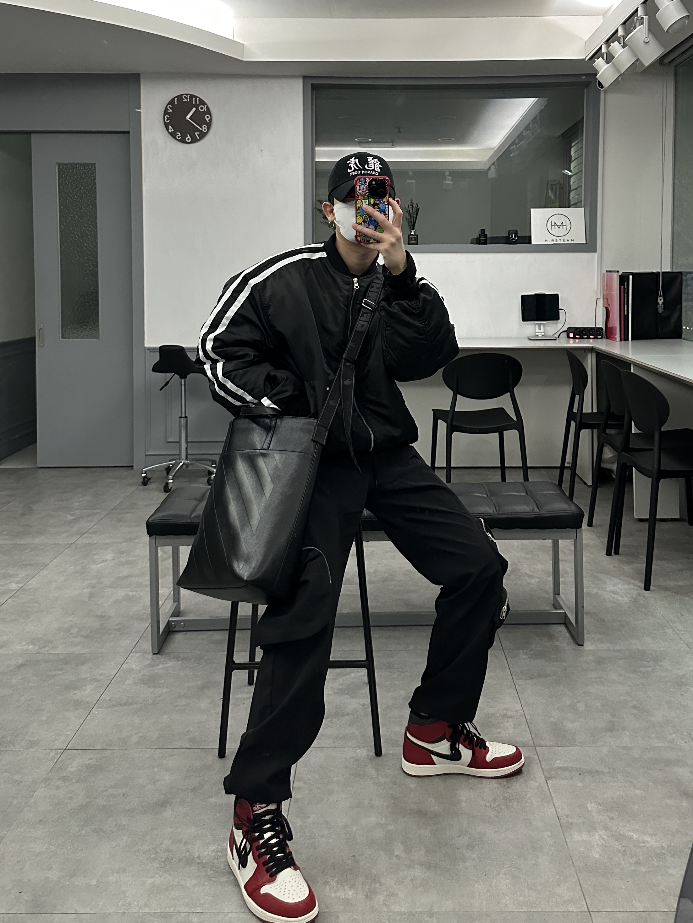 Jordan 1 Retro High OG Chicago 2022 착용 스타일 - 2