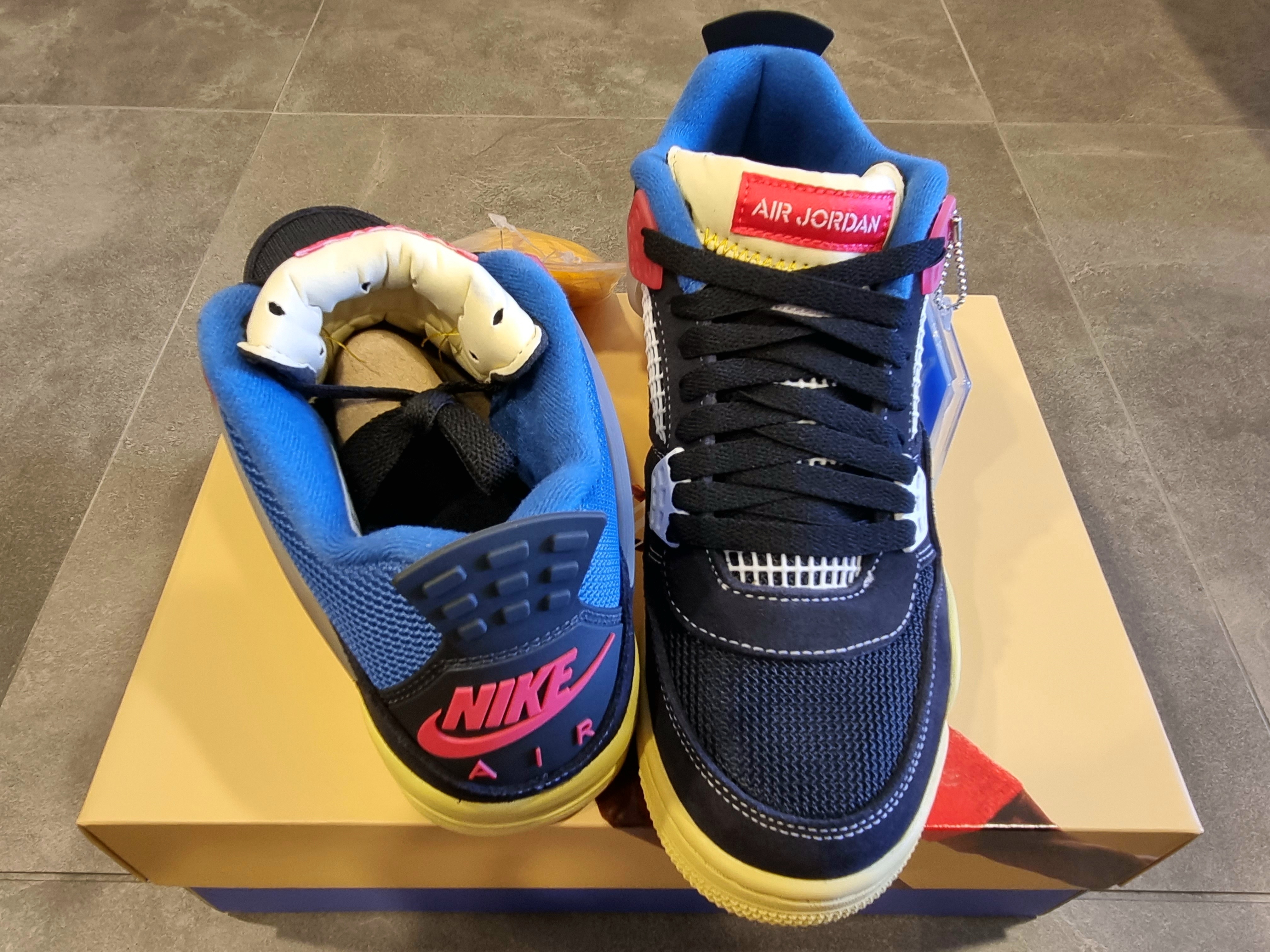 Jordan 4 x Union Retro Off Noir 착용 스타일 - 3