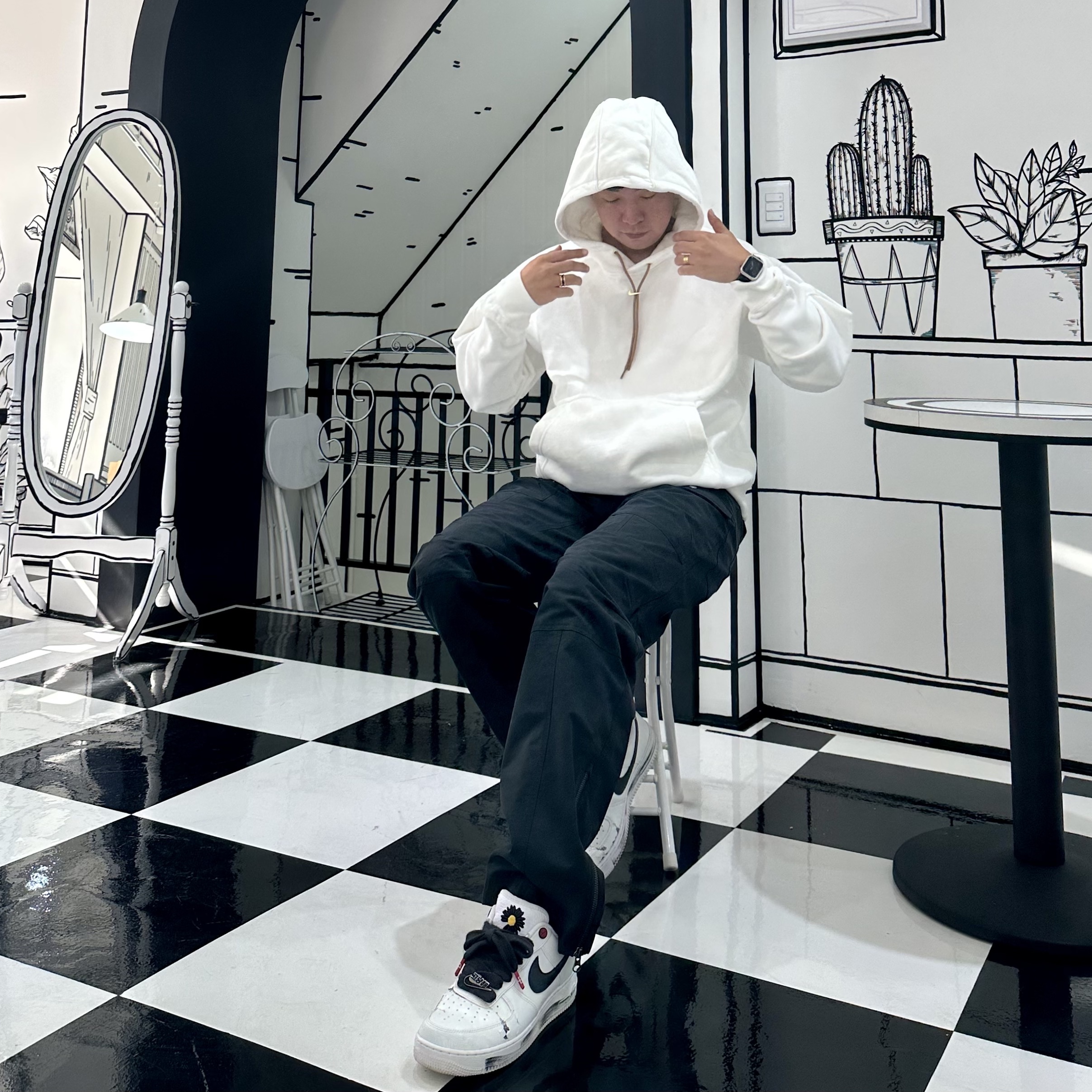 Nike x Peaceminusone Air Force 1 Low Para-Noise 2.0, Nike x Jacquemus NRG Fleece Hoodie Sail - Asia 착용 스타일