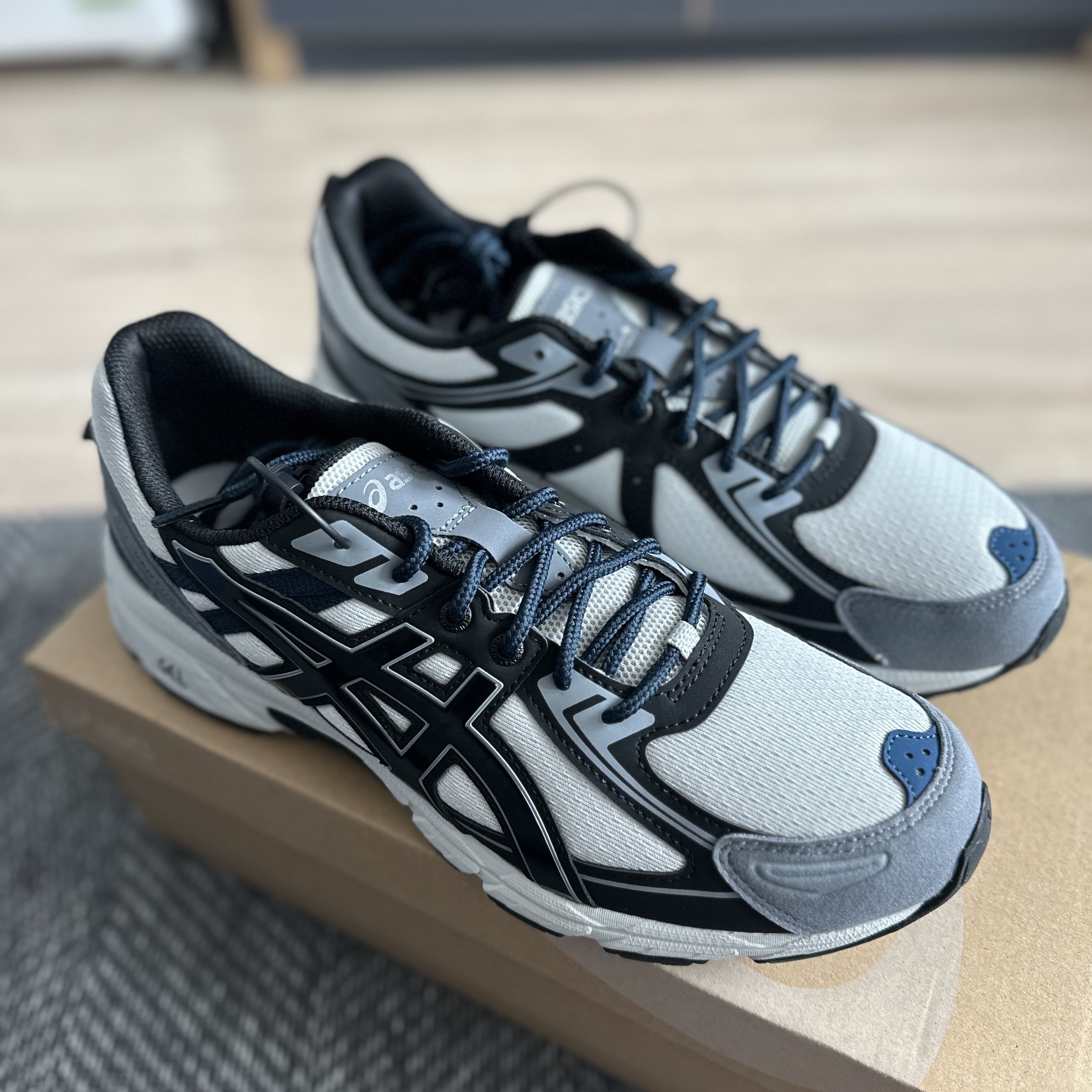 Asics Gel-Venture 6 SPS Glacier Grey 착용 스타일