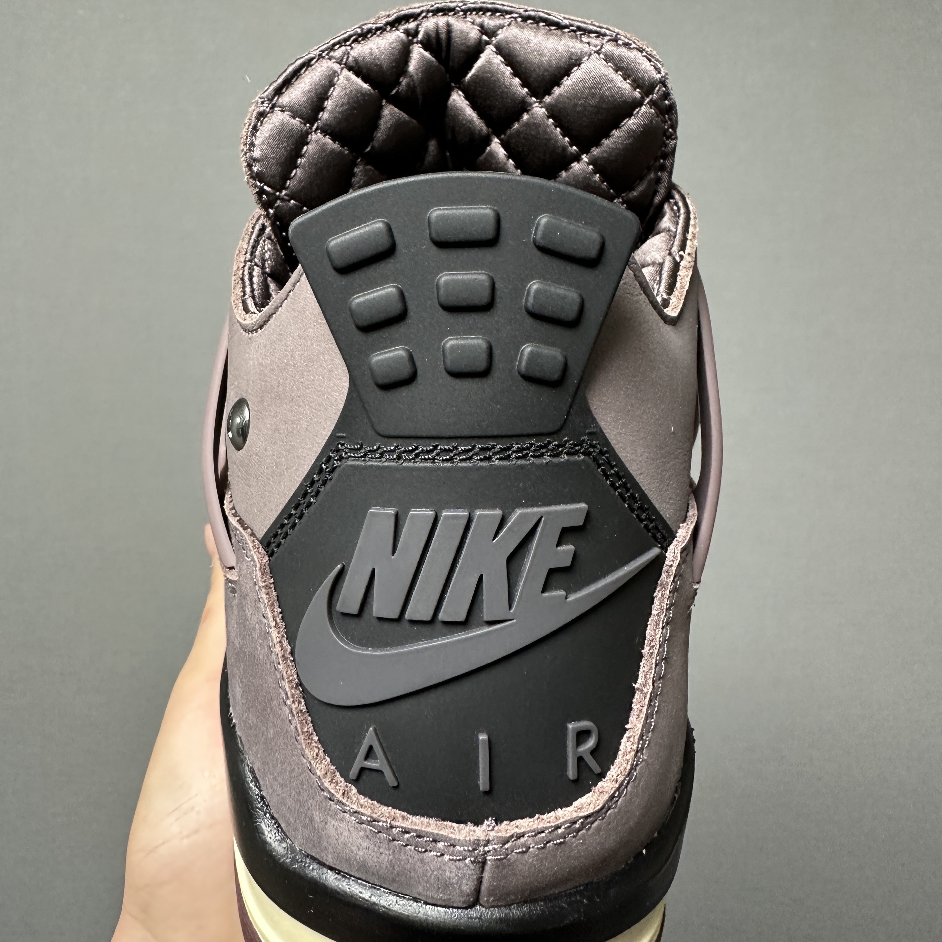 Jordan 4 x A Ma Maniere Retro Violet Ore 착용 스타일 - 5