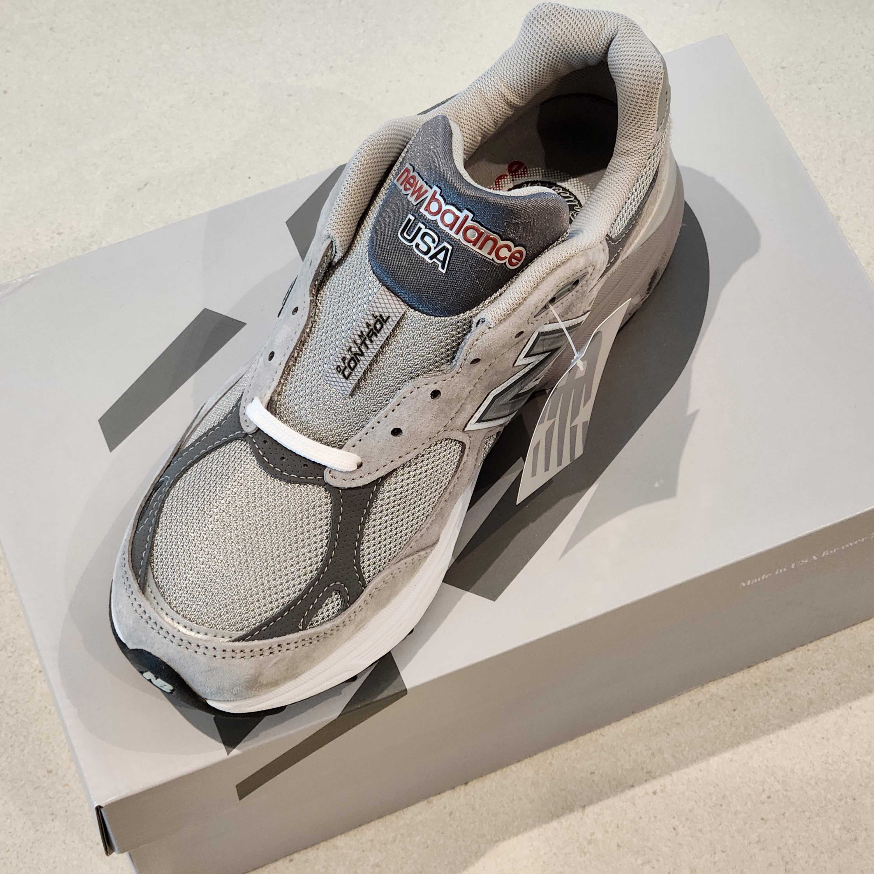 New Balance 990v3 Made in USA Grey - D Standard 착용 스타일 - 1