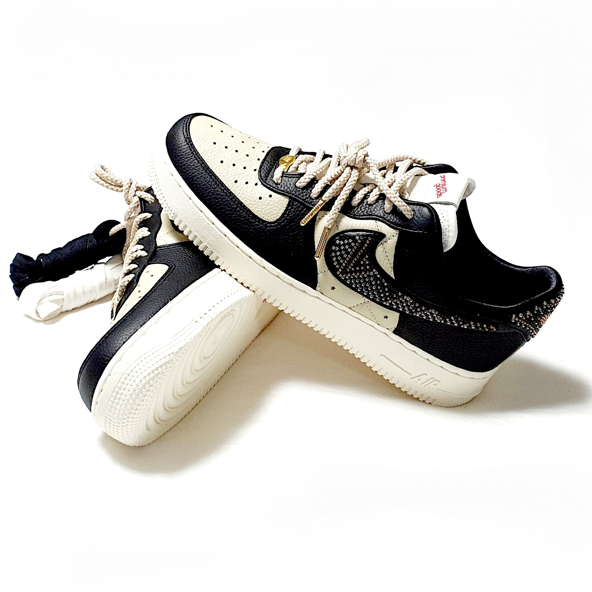 (W) Nike x Premium Goods Air Force 1 Low Black Sand 착용 스타일 - 2