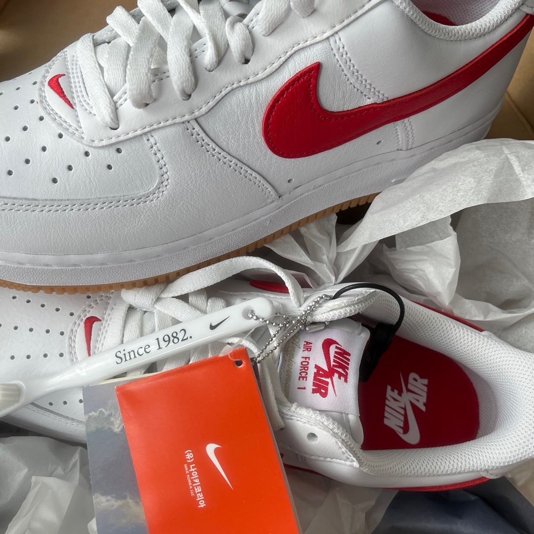 Nike Air Force 1 Low Retro Color of the Month University Red 착용 스타일