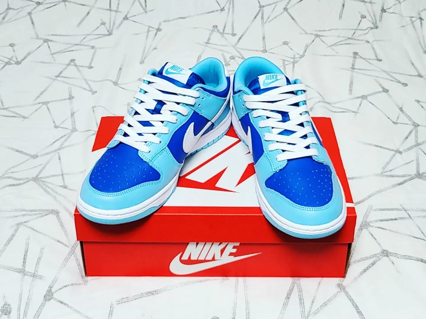 Nike Dunk Low Retro QS Argon 착용 스타일 - 3