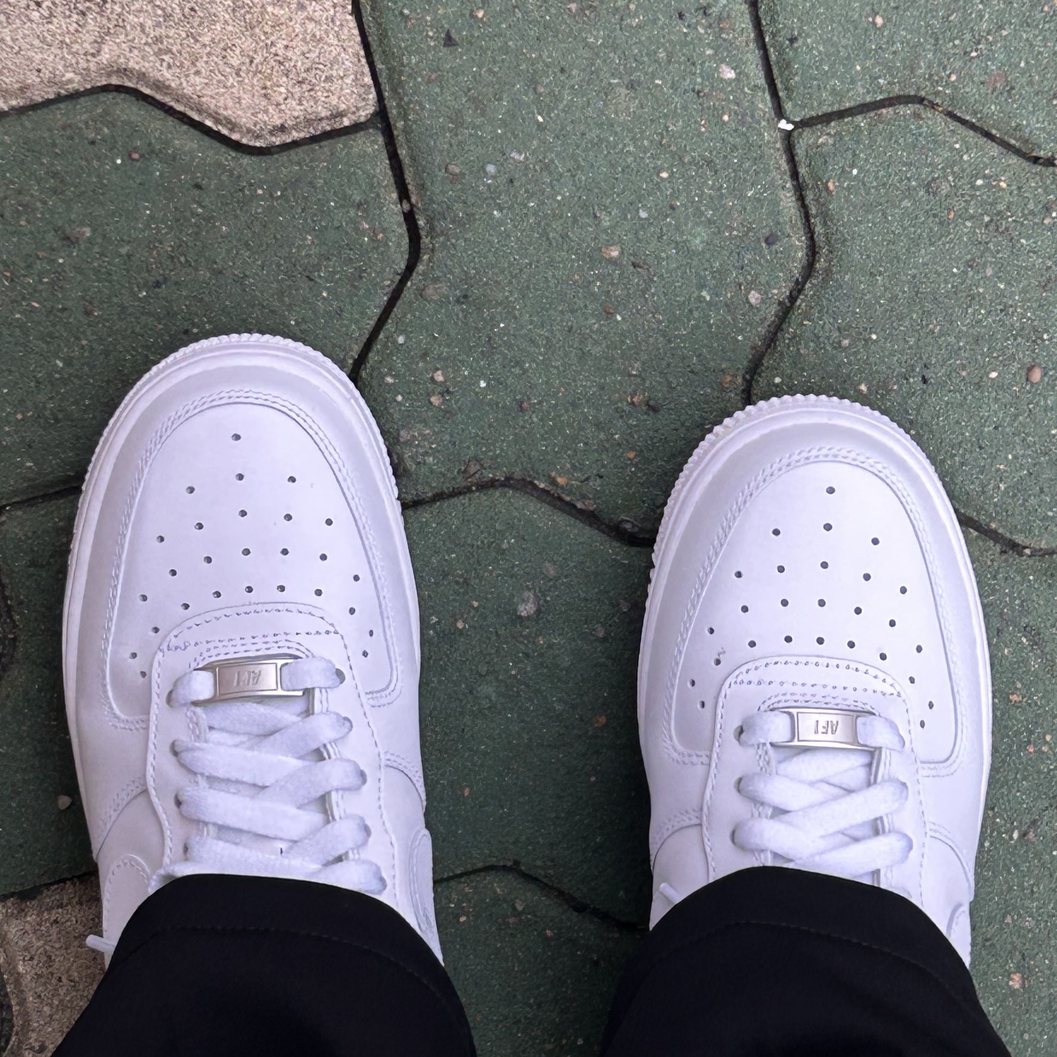 (W) Nike Air Force 1 '07 Low White 착용 스타일