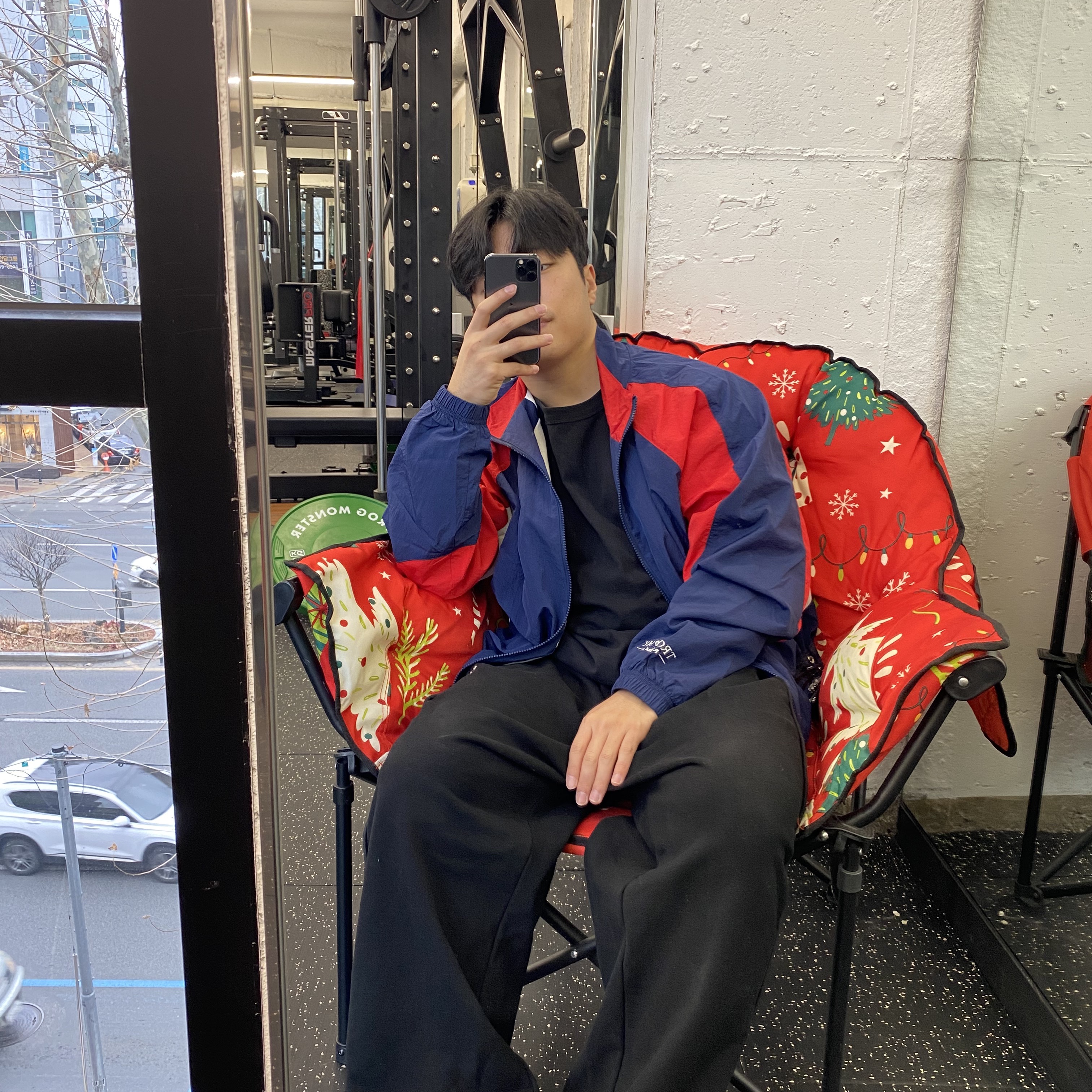 Jordan x Trophy Room Wooven Jacket Midnight Navy - Asia, Maison Mihara Yasuhiro Wayne VL OG Sole Leather Low-top Sneakers White Red 착용 스타일 - 3