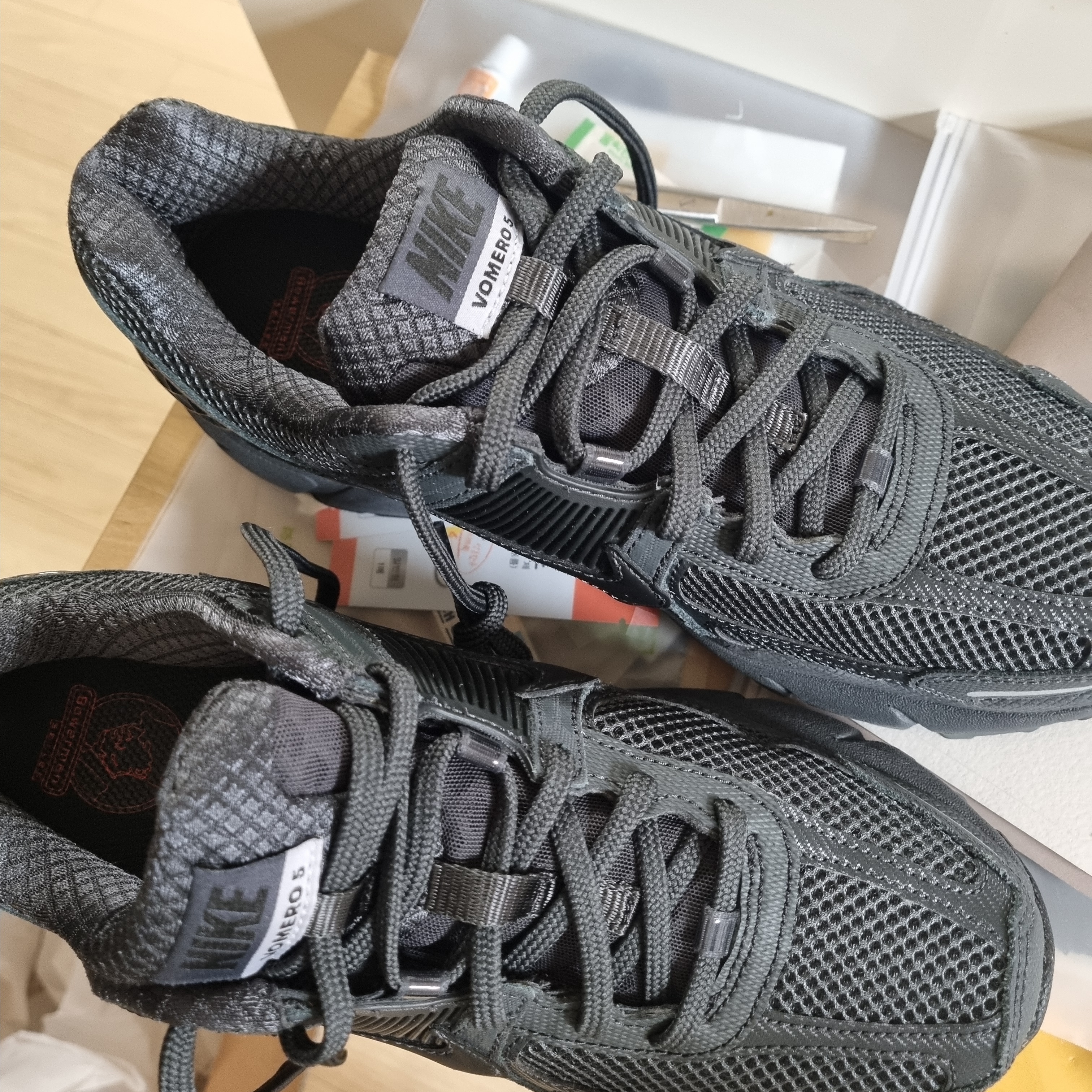 Nike Zoom Vomero 5 SP Anthracite 2023 착용 스타일