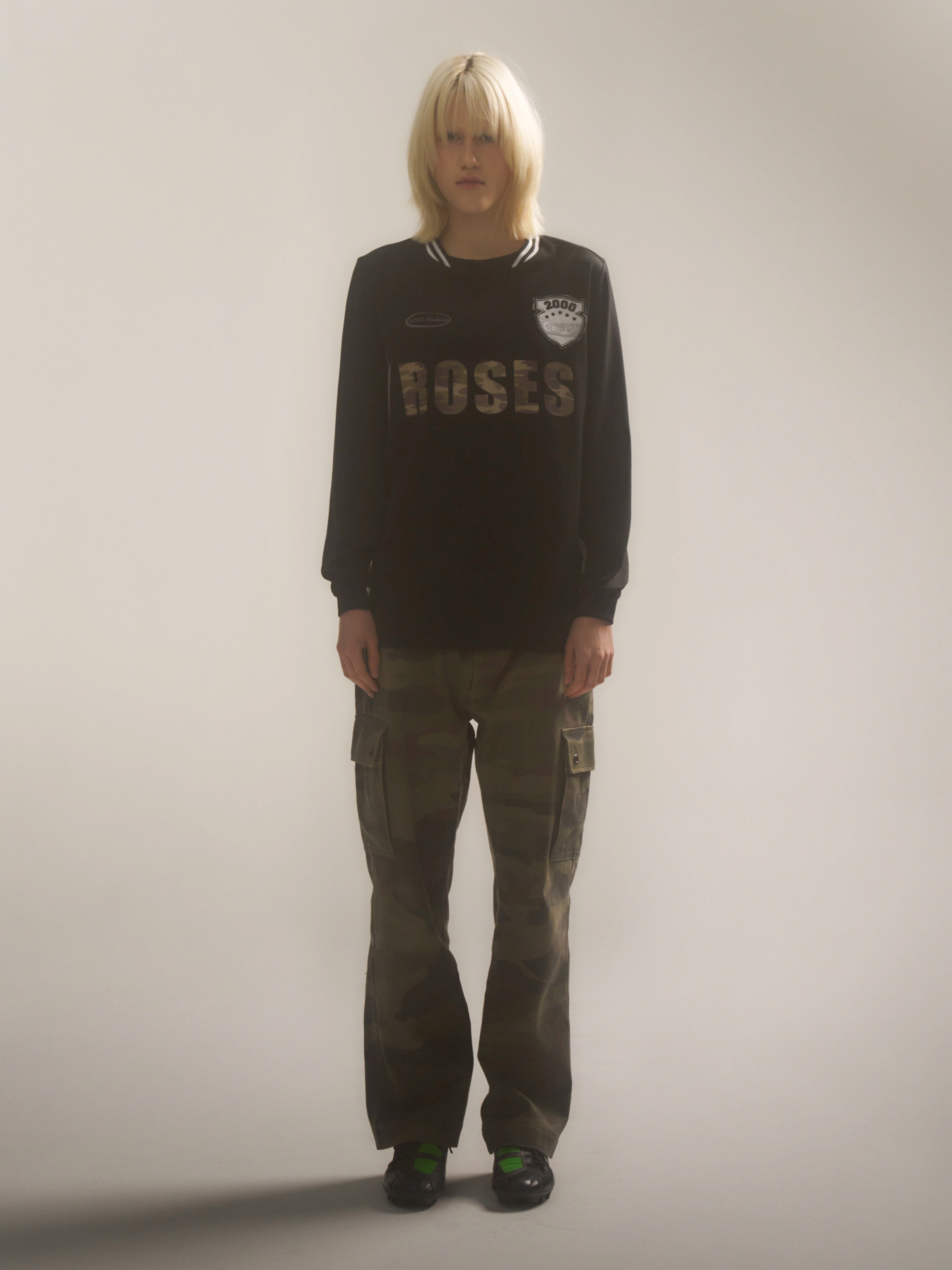 2000Archives Sporty T-Shirt Black Camo 착용 스타일 - 1