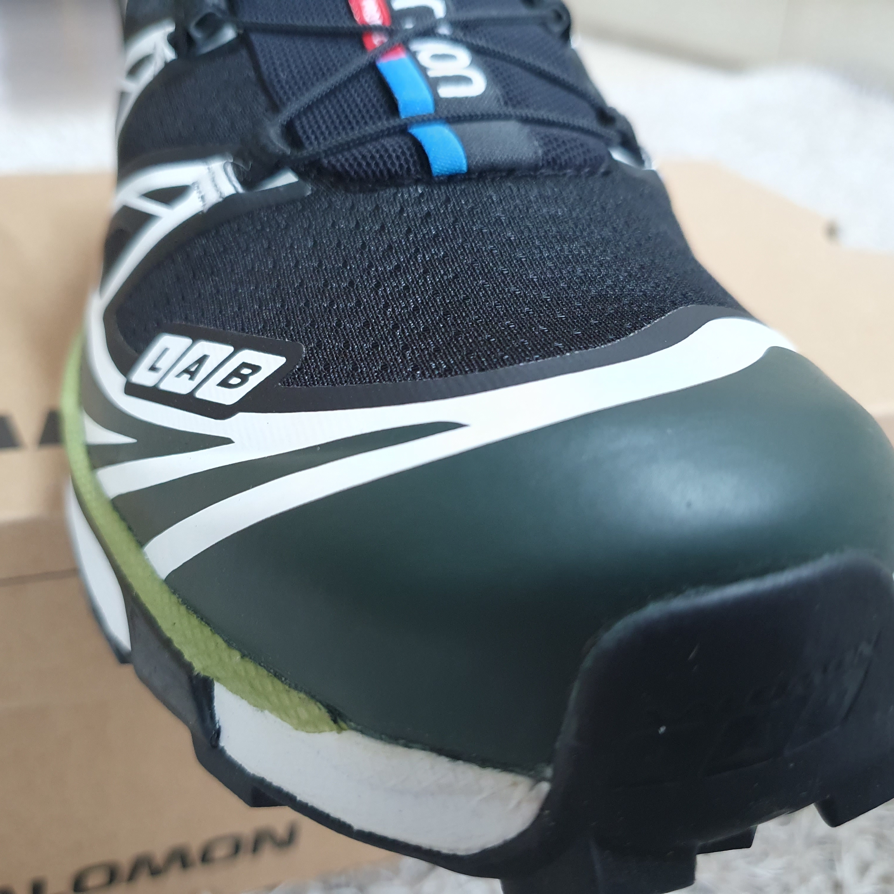 Salomon XT-6 Scarab Black 착용 스타일 - 3
