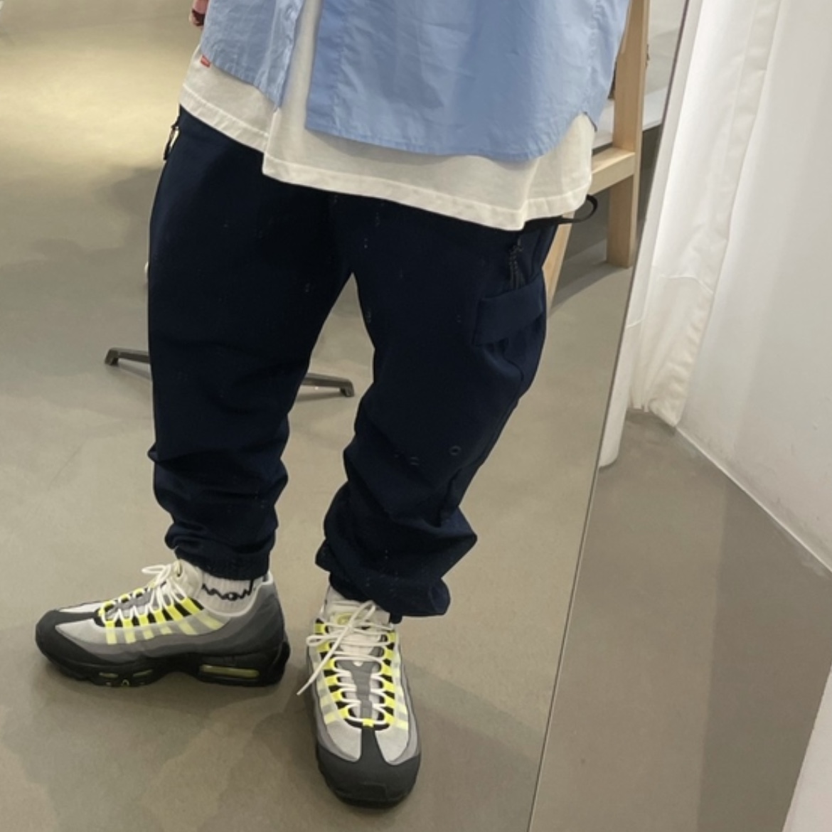 Nike Air Max 95 OG Neon Yellow 2020 착용 스타일 - 2