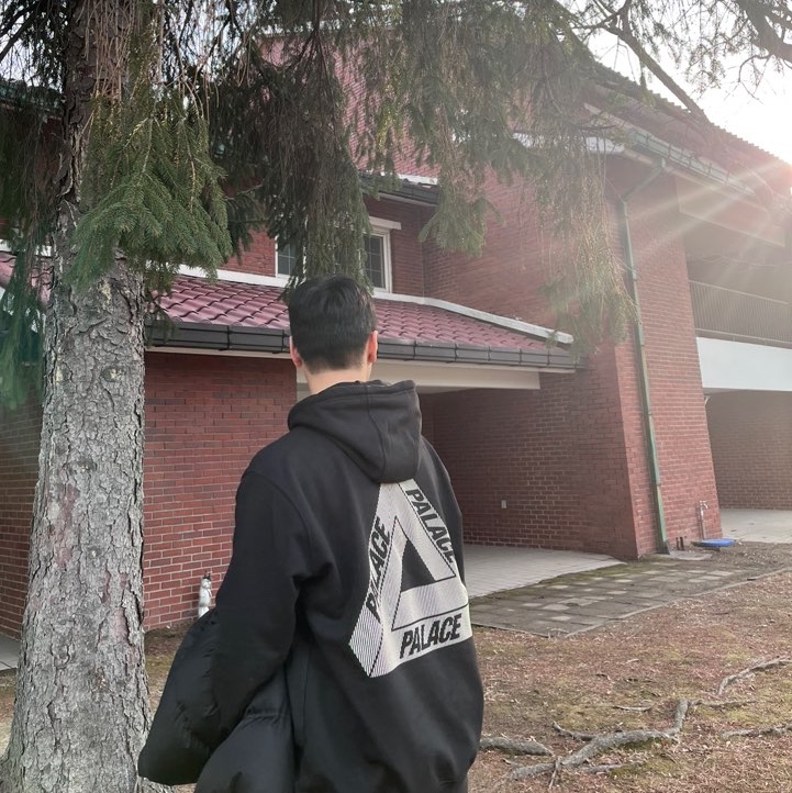 Palace Tri-Lenticular Hood Black - 22FW 착용 스타일