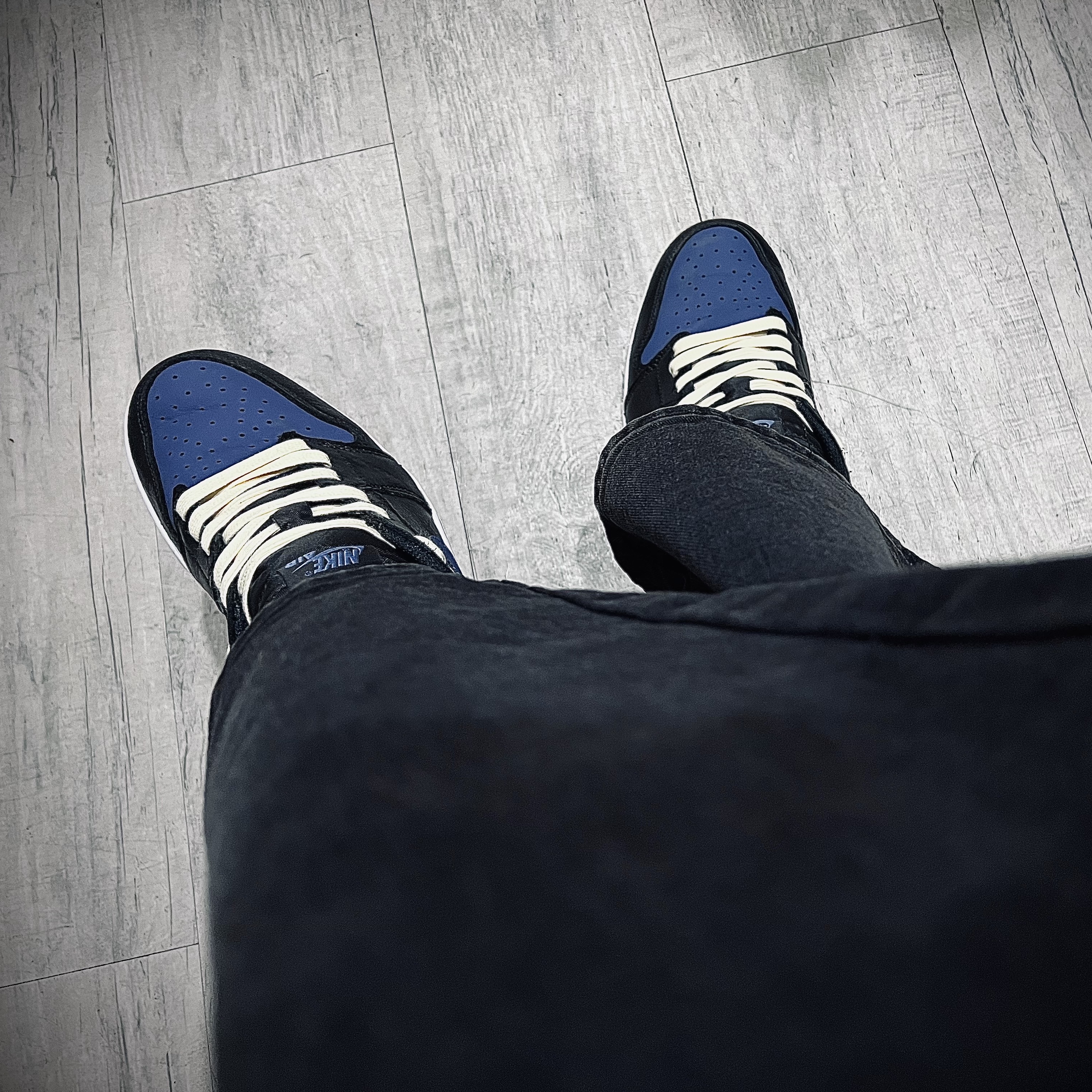 Jordan 1 Retro Low OG Mystic Navy 착용 스타일