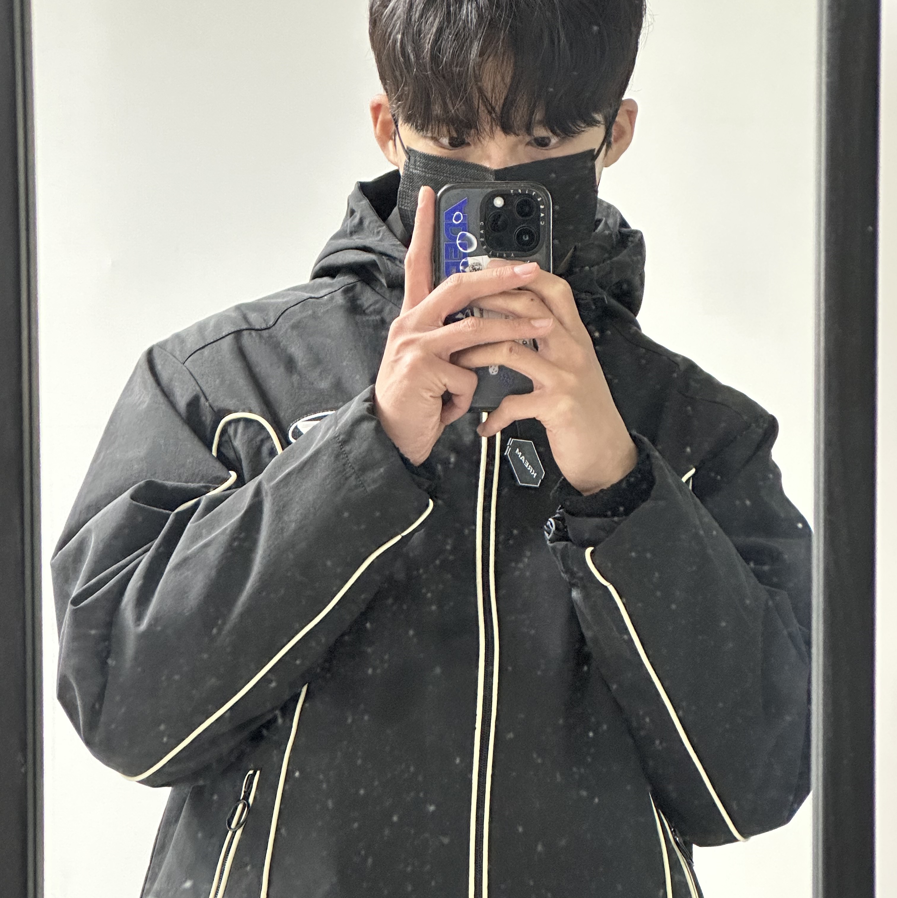 Diesel J-Hives Windbreaker with Contrast Piping Black 착용 스타일