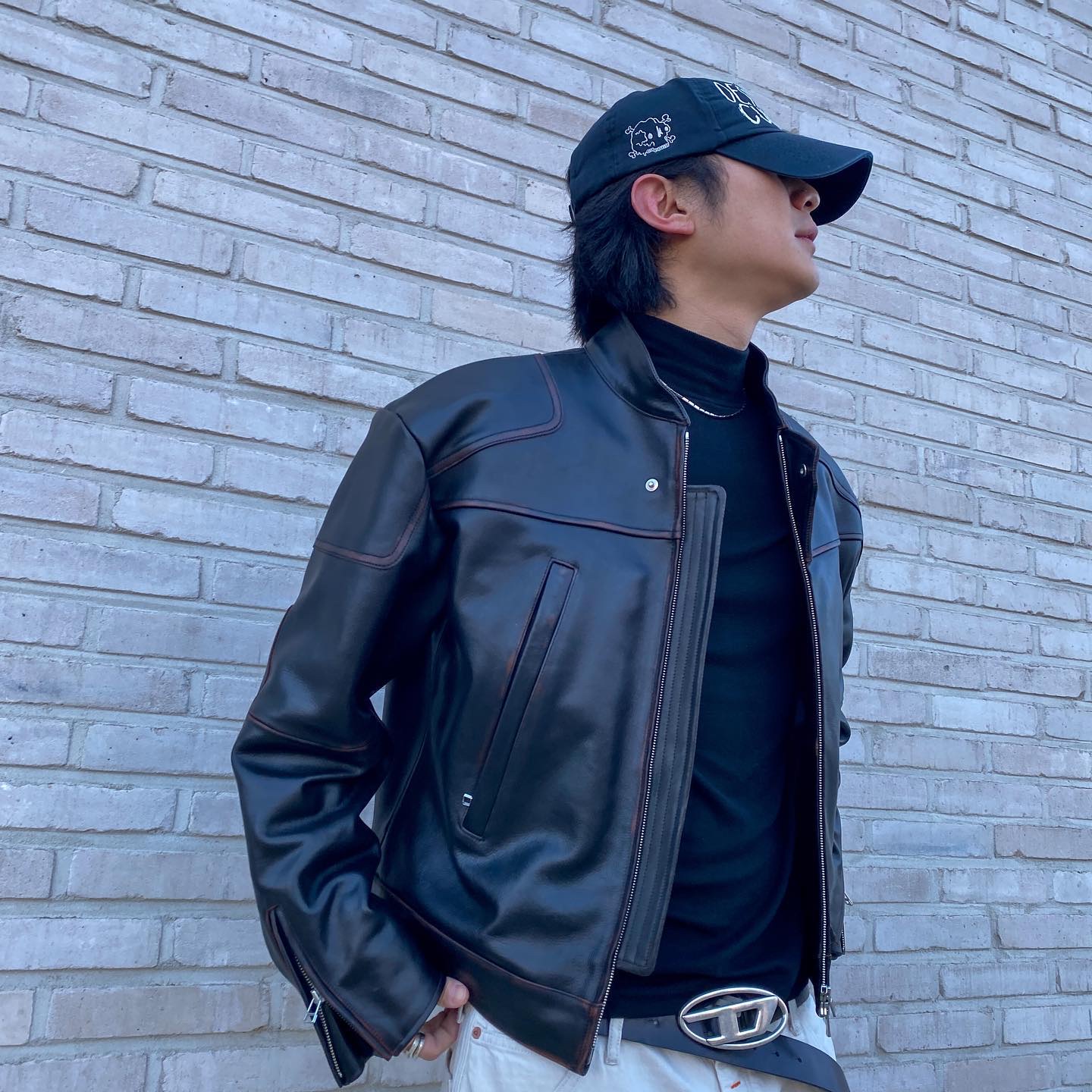 Diesel B-1DR Leather Belt with D Buckle Black, Diesel B-1DR Leather Belt with D Buckle Brown 착용 스타일