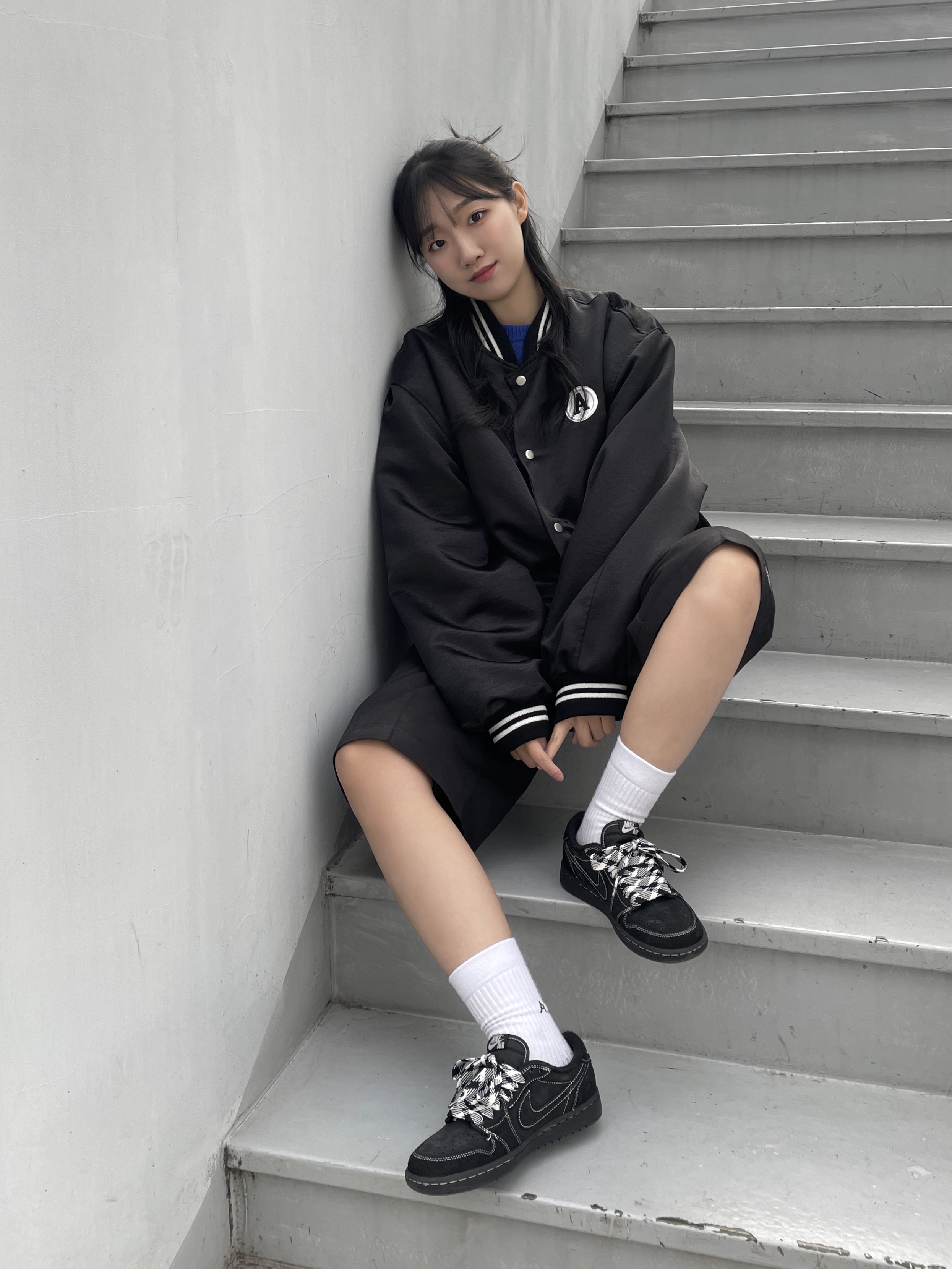 Jordan 1 x Travis Scott Retro Low OG SP Black Phantom 착용 스타일