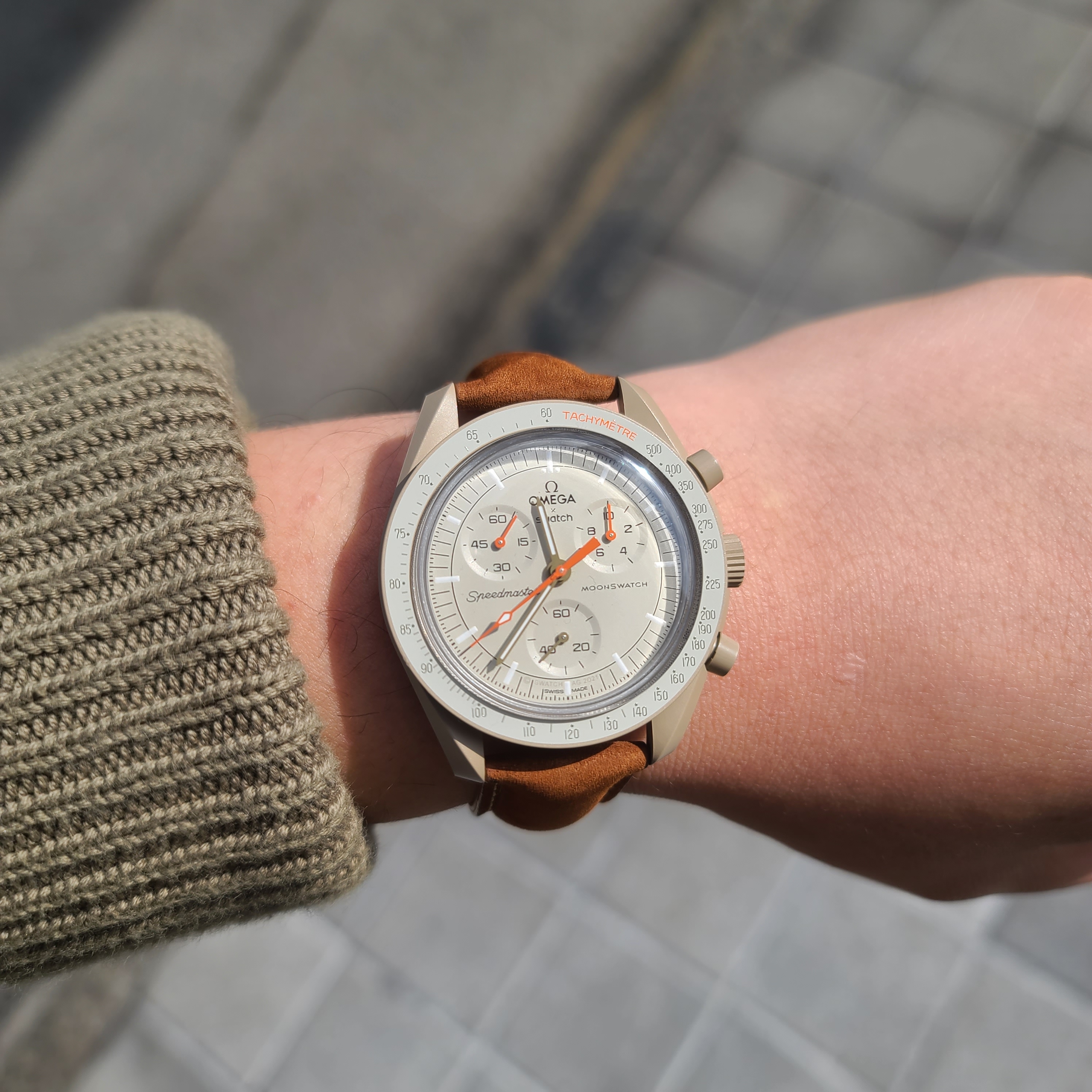 Swatch x Omega Bioceramic MoonSwatch Mission To Jupiter 착용 스타일 - 1