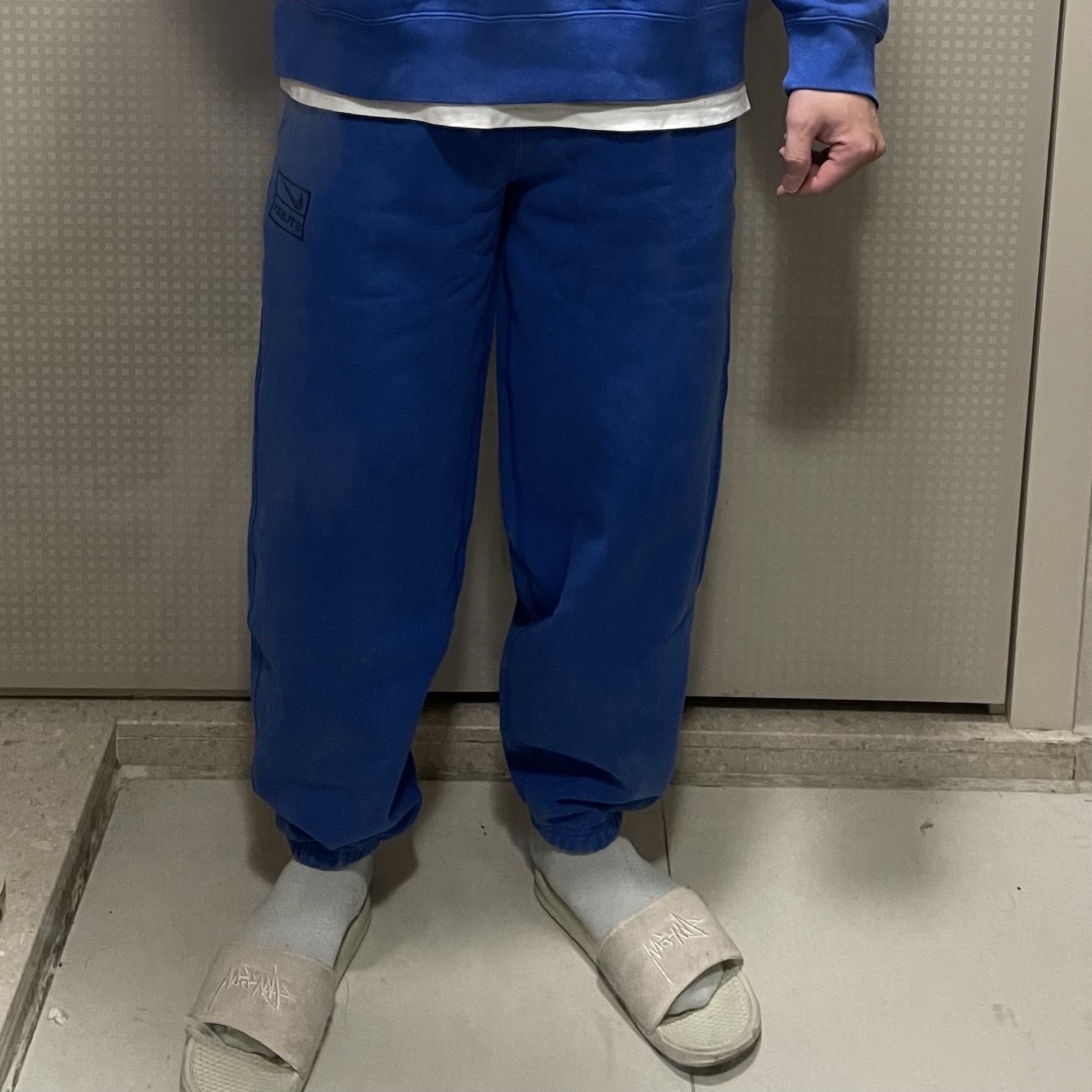 Nike x Stussy NRG Acid Washed Crewneck Game Royal (DR4024-480), Nike x Stussy NRG Acid Washed Fleece Pants Game Royal (DR4025-480) 착용 스타일 - 2