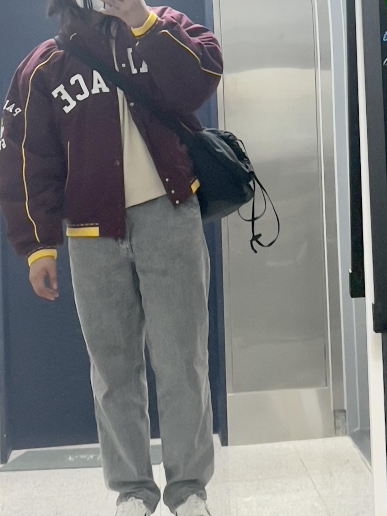 Casetify x Ader Error Wavy Collectable AirPods Pro 1st/2nd gen Case Blue, Casetify x Ader Error iPhone Sticker Magsafe Case Clear 착용 스타일 - 2