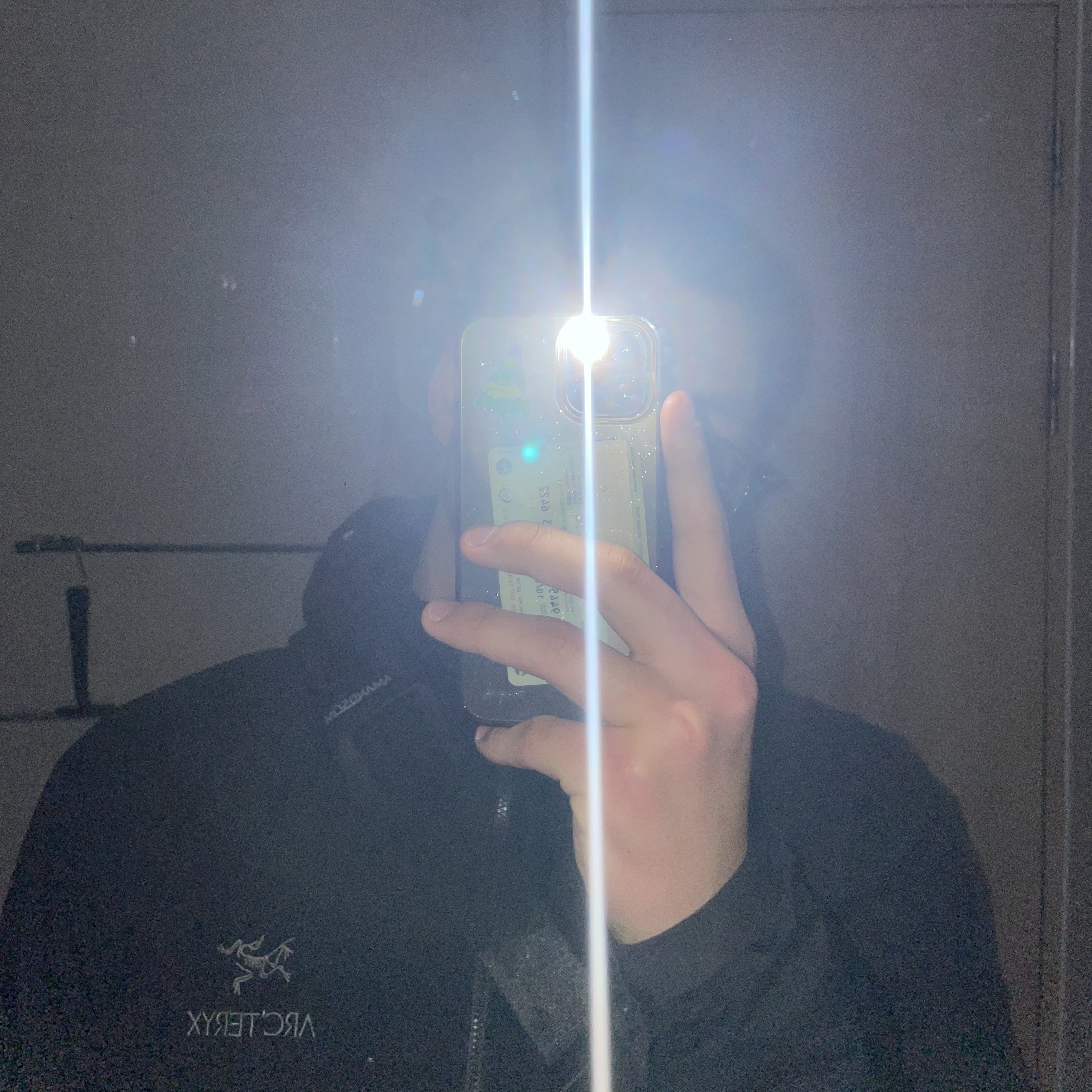 Arc'teryx Atom LT Hoody Black 착용 스타일 - 2