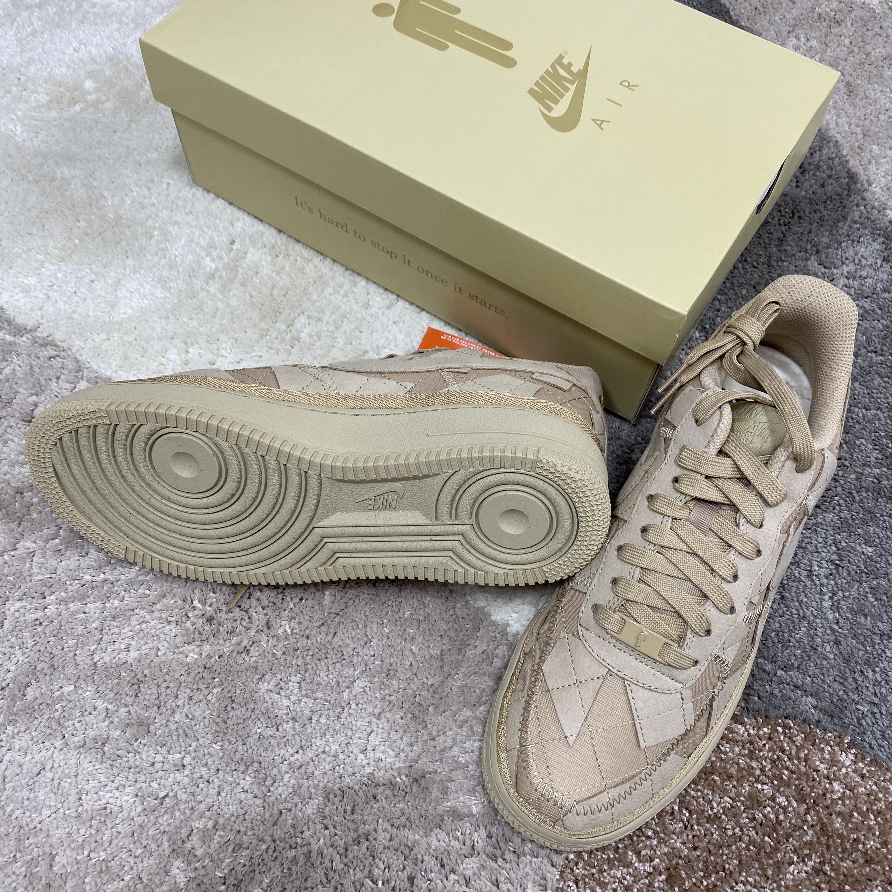 Nike x Billie Eilish Air Force 1 Low '07 SP Mushroom 착용 스타일 - 1