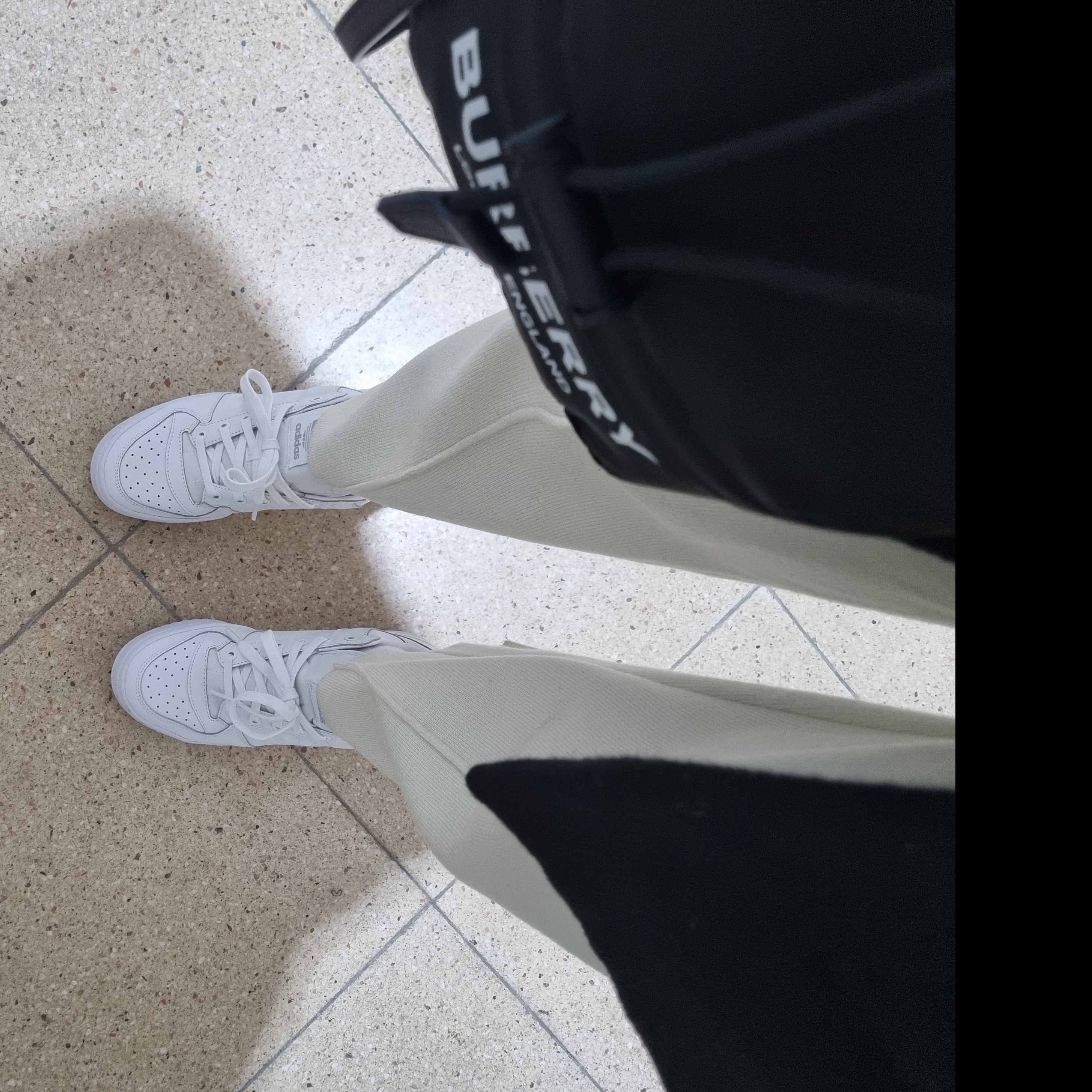(W) Adidas Forum Bold Cloud White 착용 스타일
