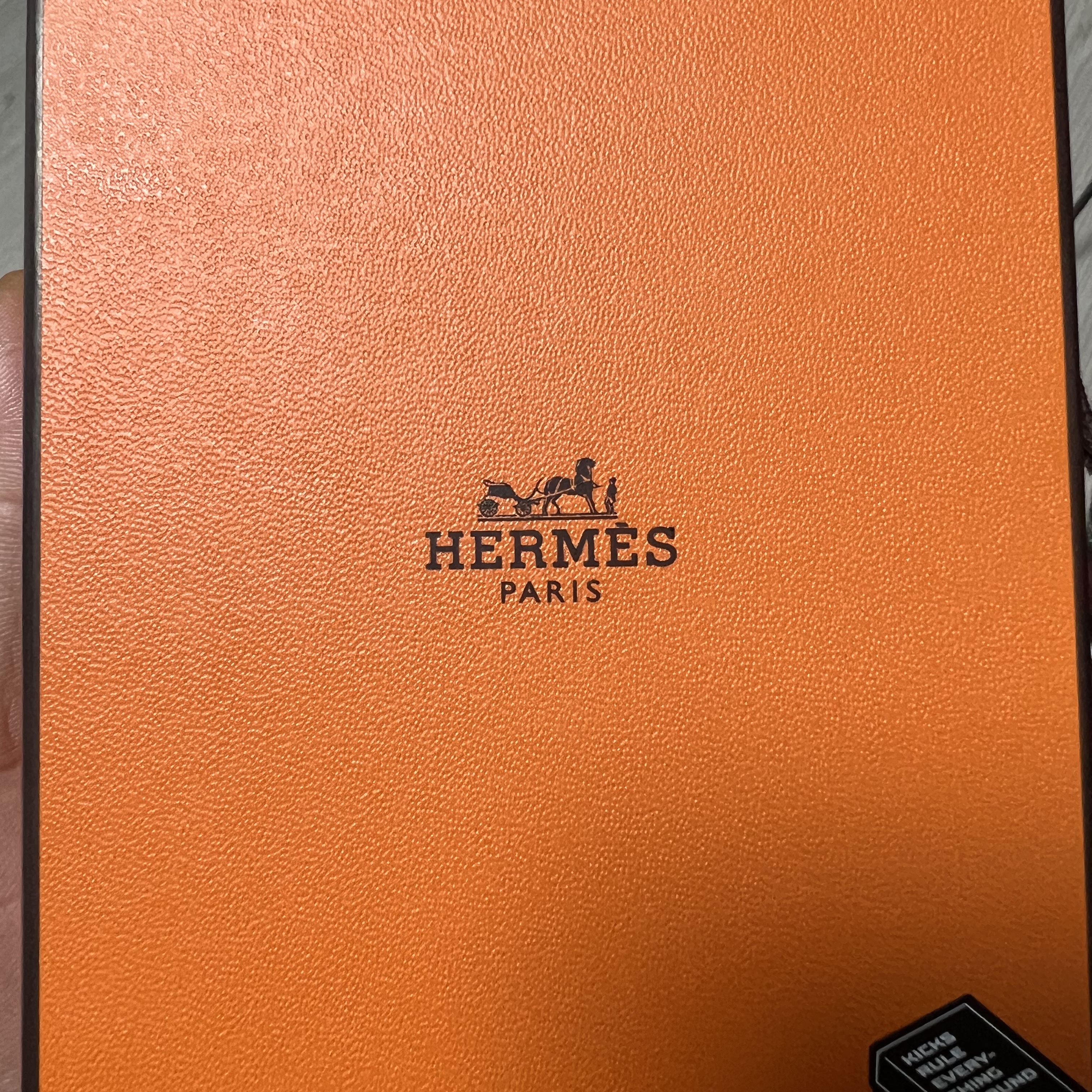 (W) Hermes Mini Pop H Pendant Rose Gold & Blanc 착용 스타일