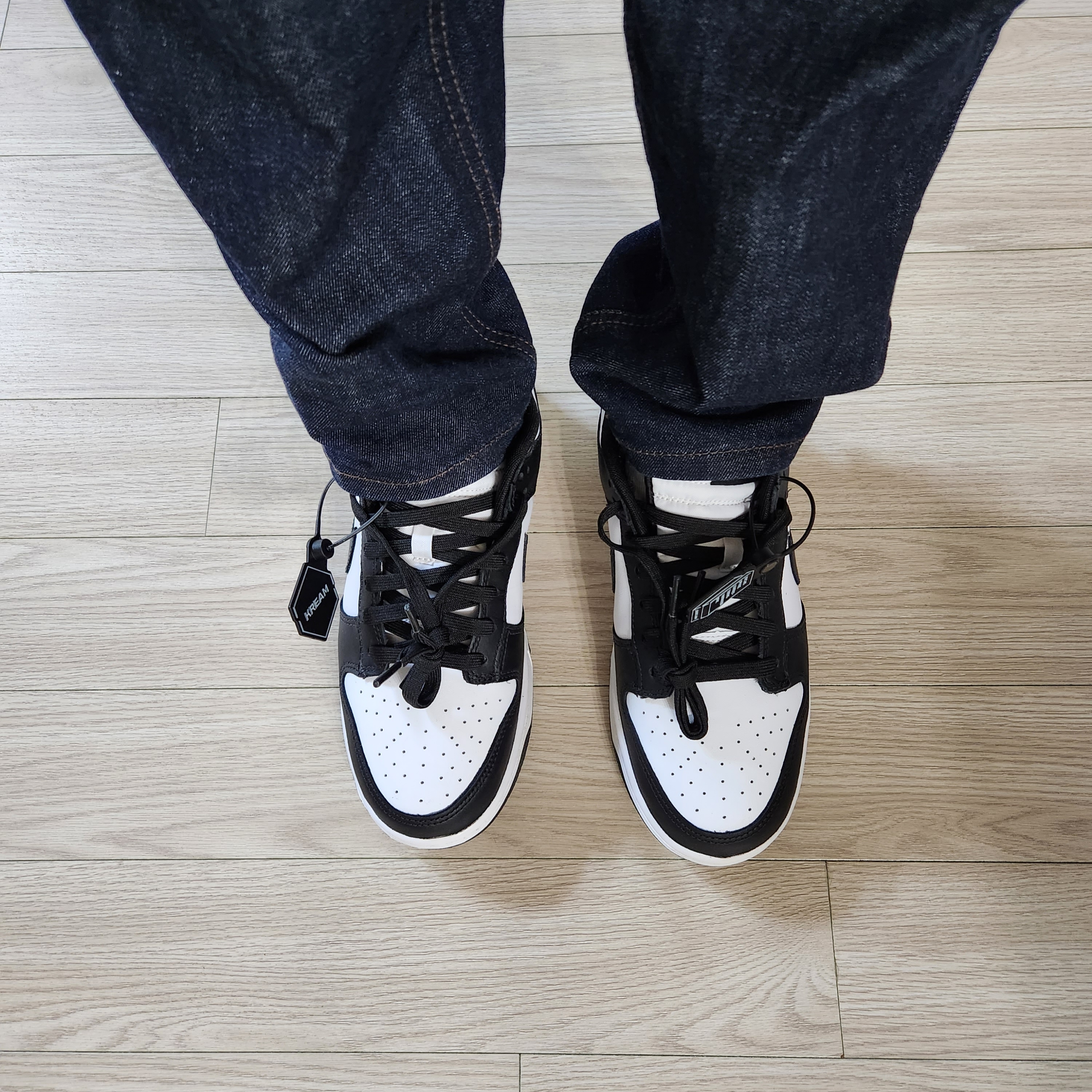 Nike Dunk Low Retro Black 착용 스타일