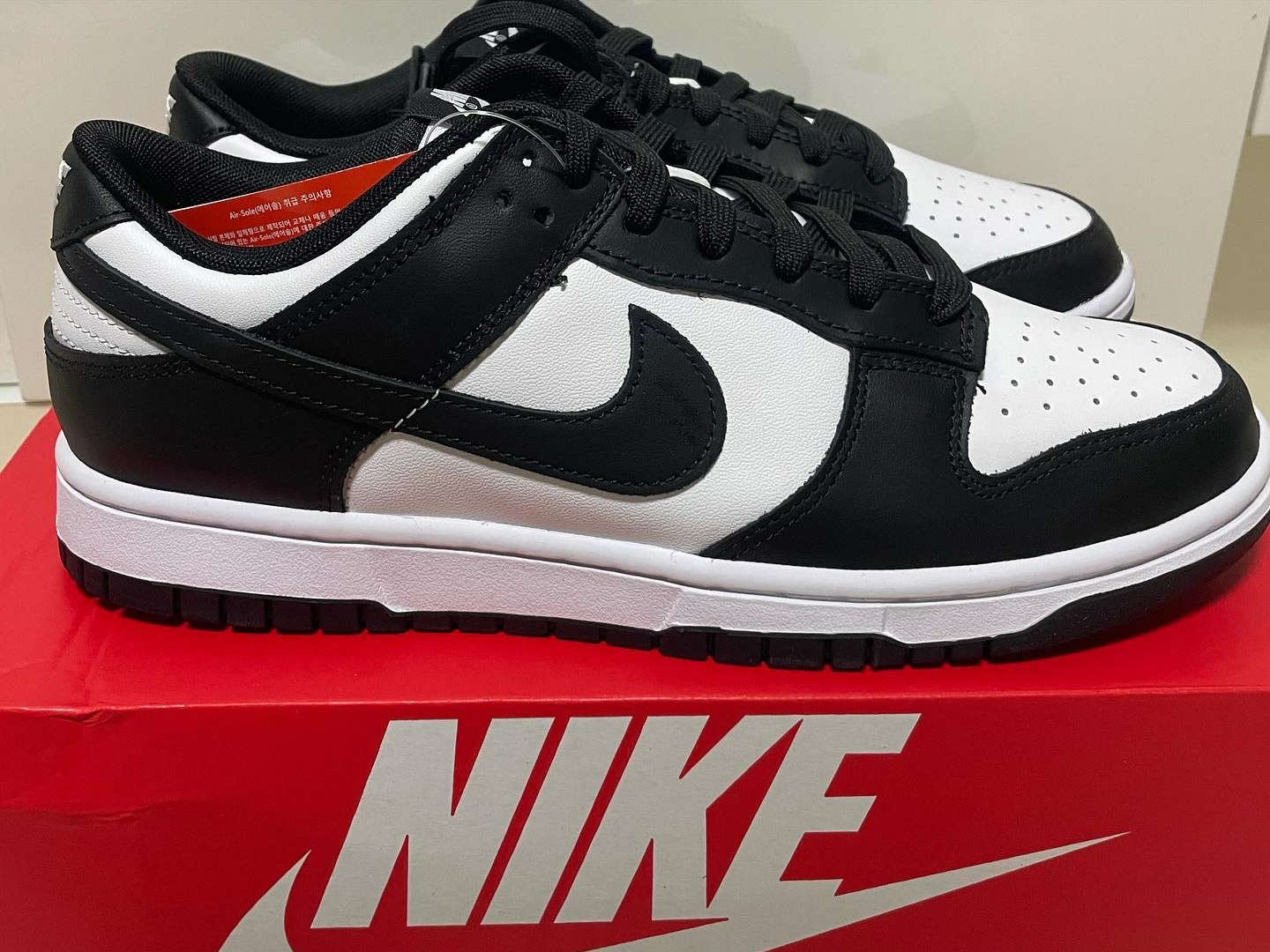 Nike Dunk Low Retro Black 착용 스타일 - 3