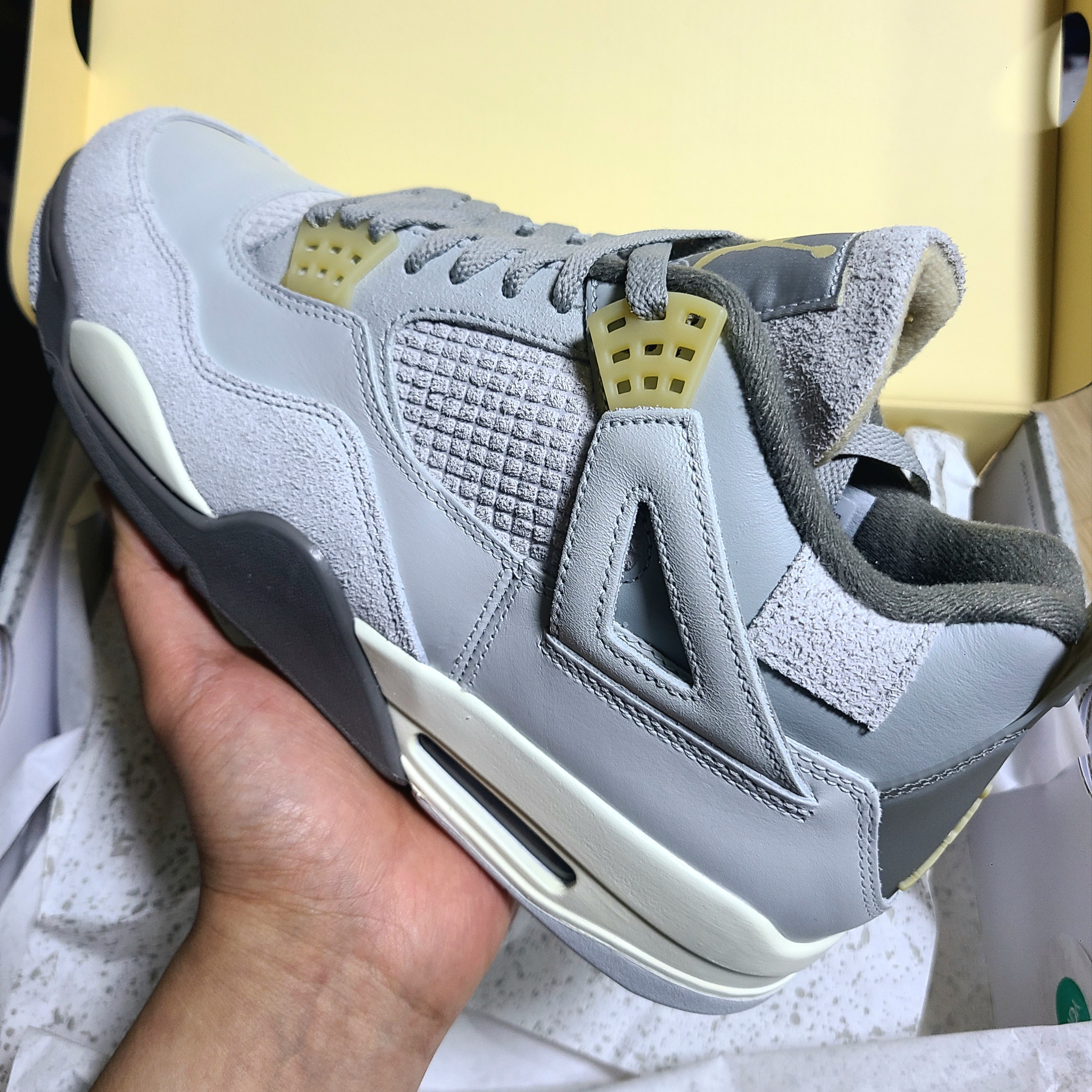 Jordan 4 Retro SE Craft 착용 스타일