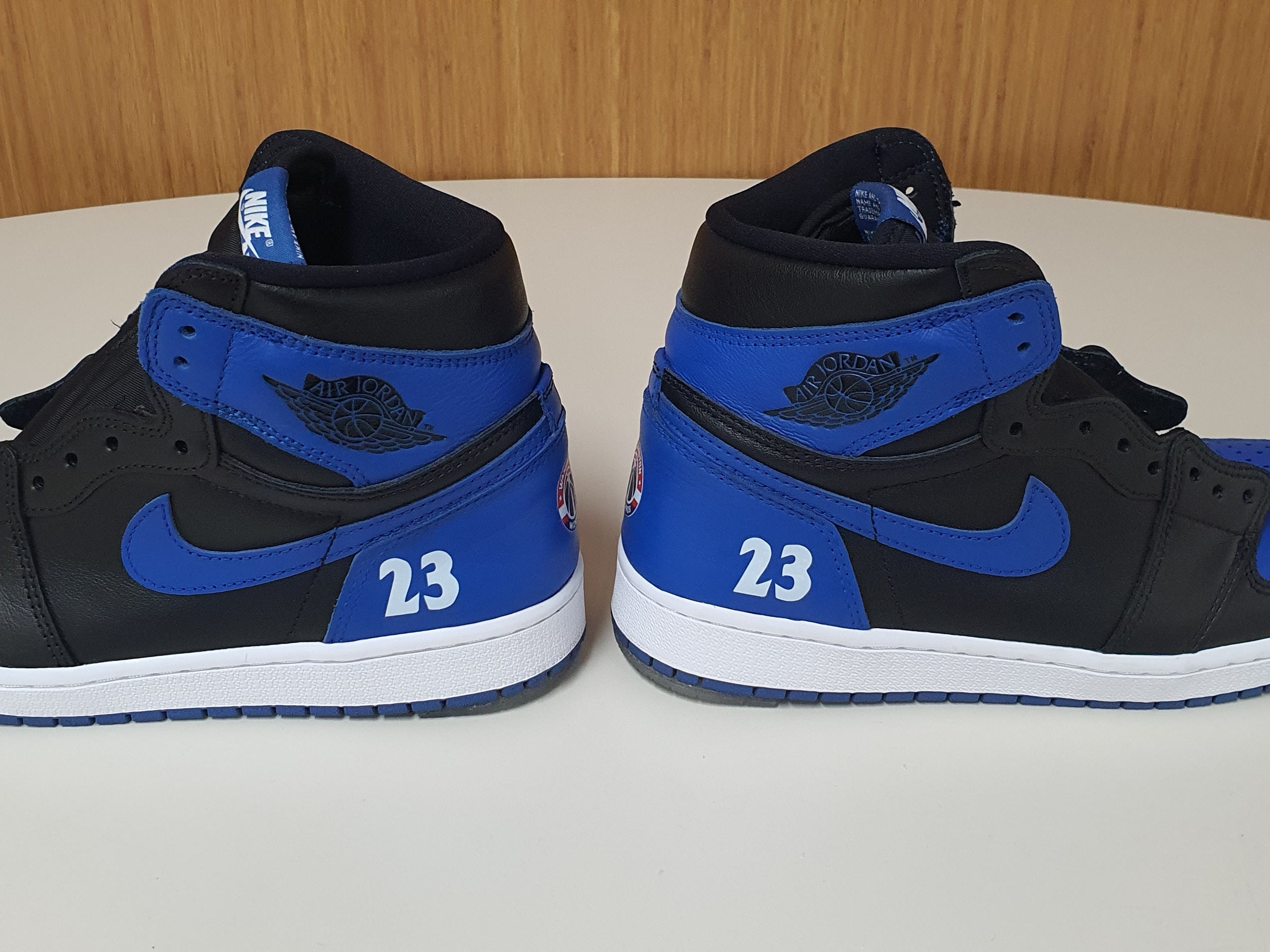 Jordan 1 Retro High OG Dark Marina Blue, Jordan 1 Retro Royal 2017 착용 스타일 - 1