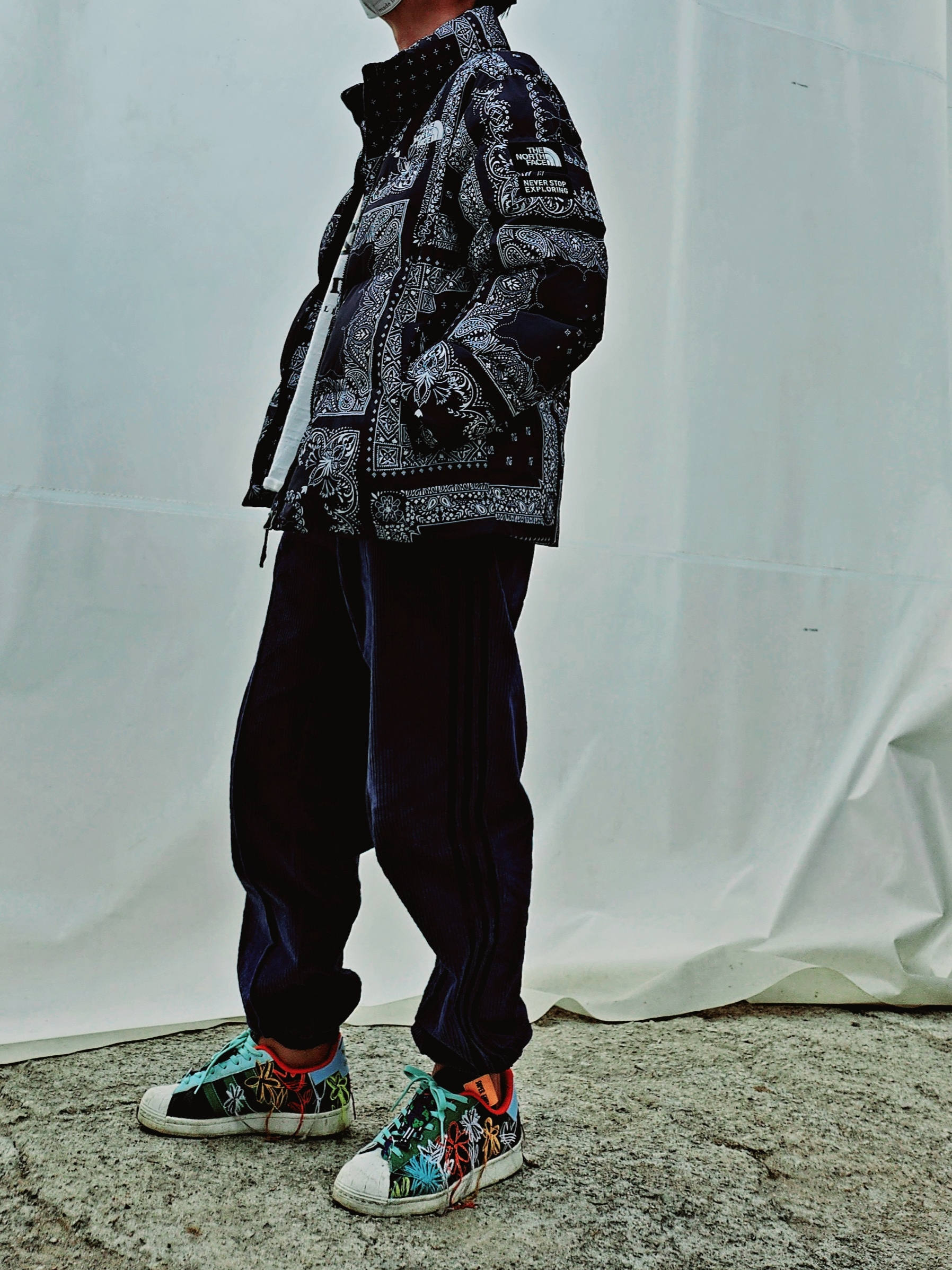 The North Face Aspen Air Jacket Dark Navy, Adidas x Sean Wotherspoon Superstar Superearth Black 착용 스타일 - 2