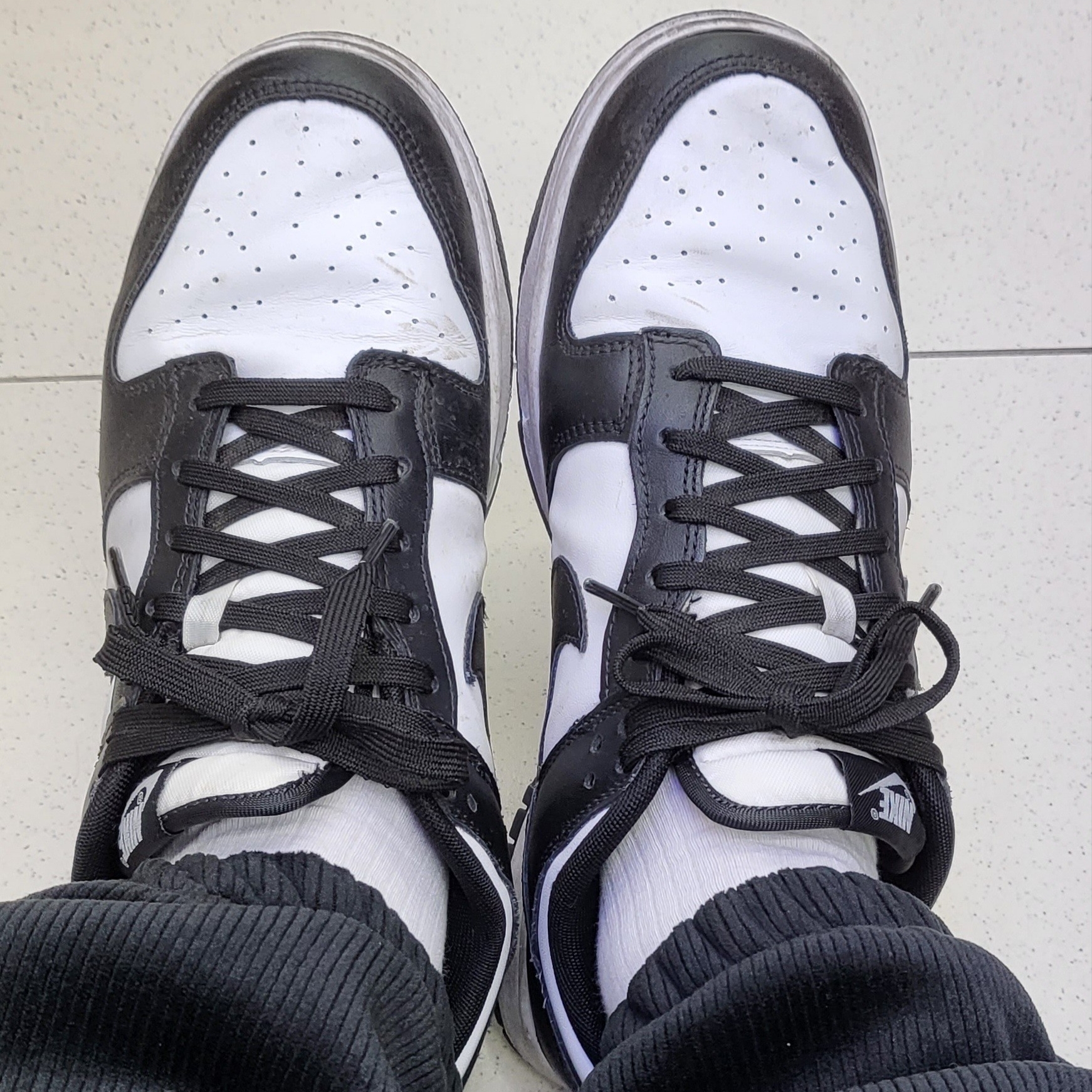 Nike Dunk Low Retro Black 착용 스타일