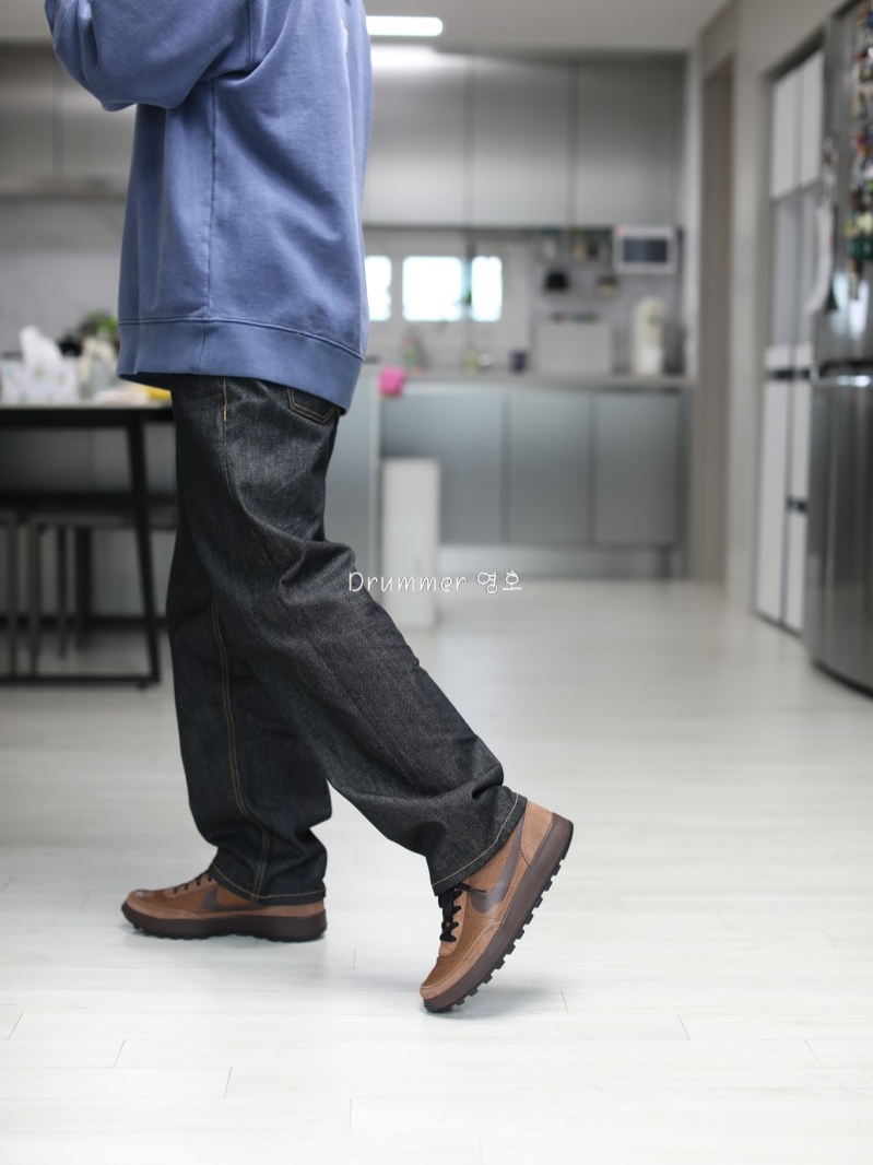 Nike x Tom Sachs General Purpose Shoe Brown 착용 스타일 - 2