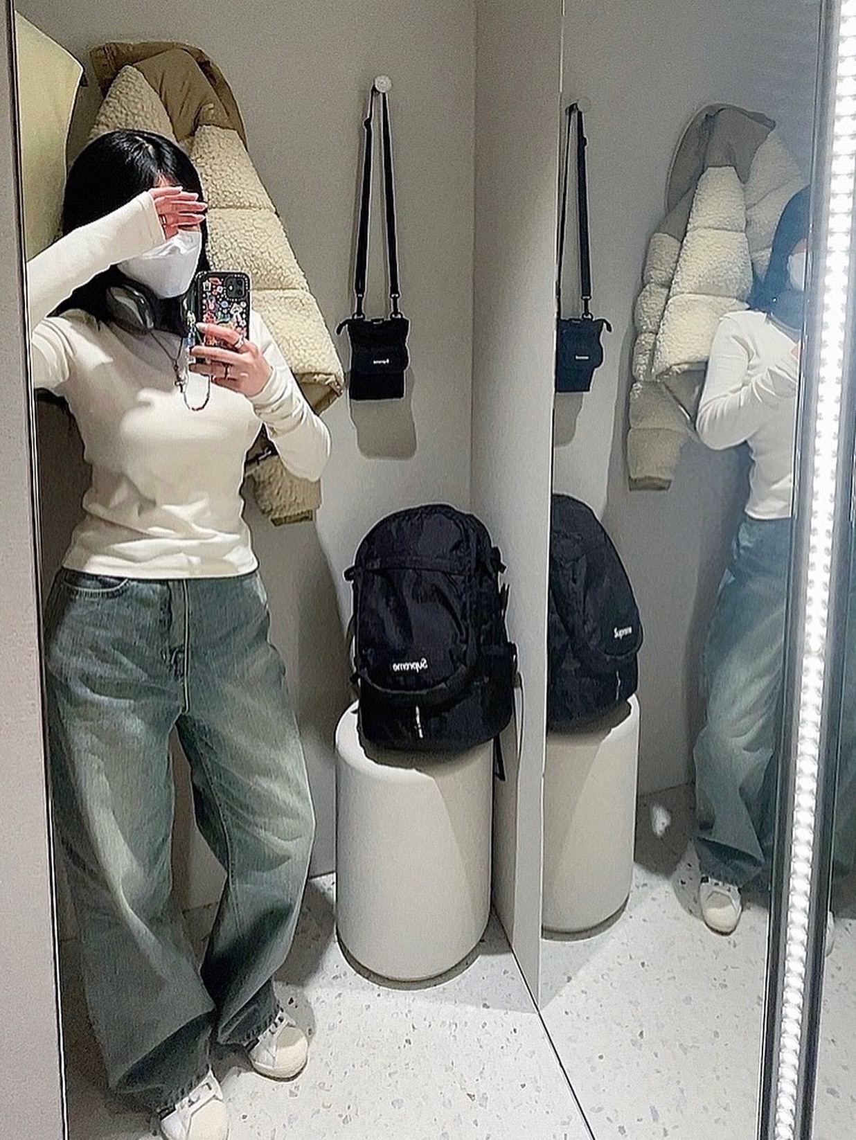 Apple AirPods Max Lightning Space Gray (Korean Ver.), The North Face Sherpa Nuptse Jacket Sand 착용 스타일 - 1