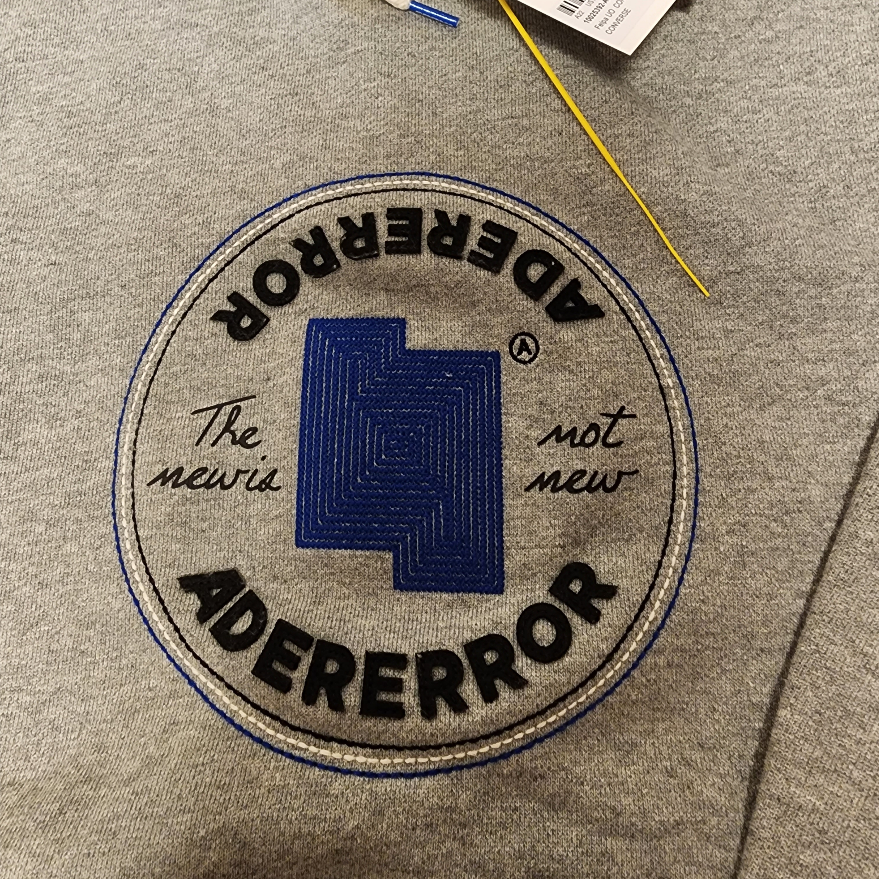 Converse x Ader Error Shapes Pullover Hoodie Vintage Grey Heather 착용 스타일 - 3