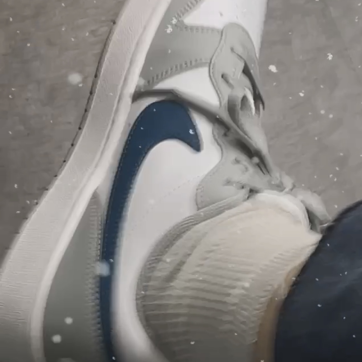 (GS) Nike Court Borough Low 2 Light Smoke Grey 착용 스타일